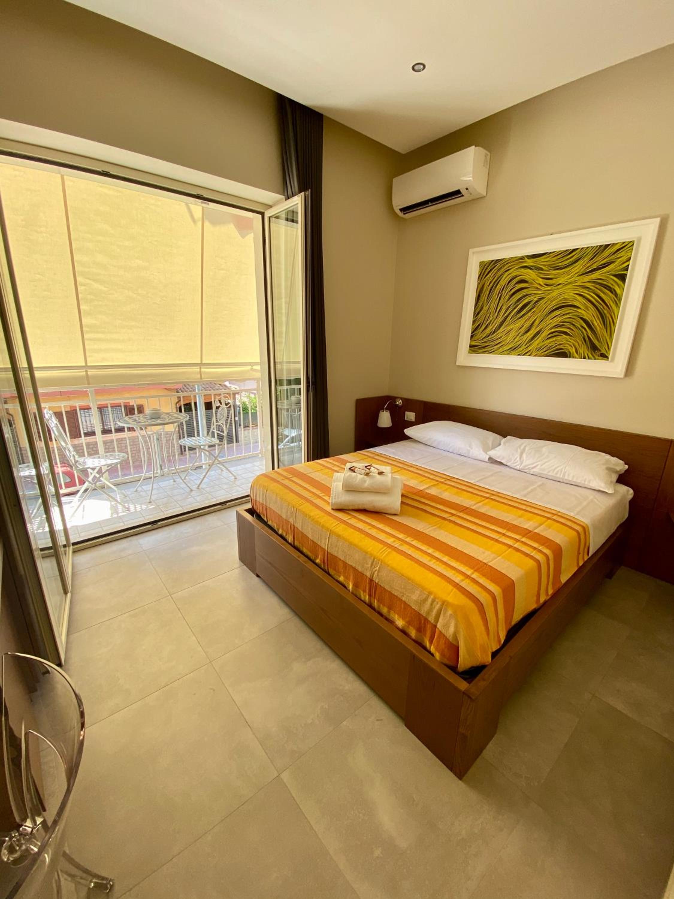 Double Room with Private Bathroom photo 1