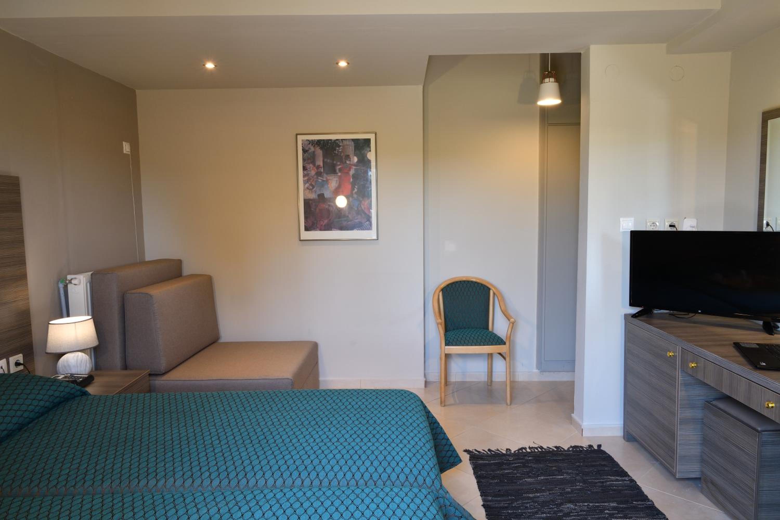 Double Room - Photo 4