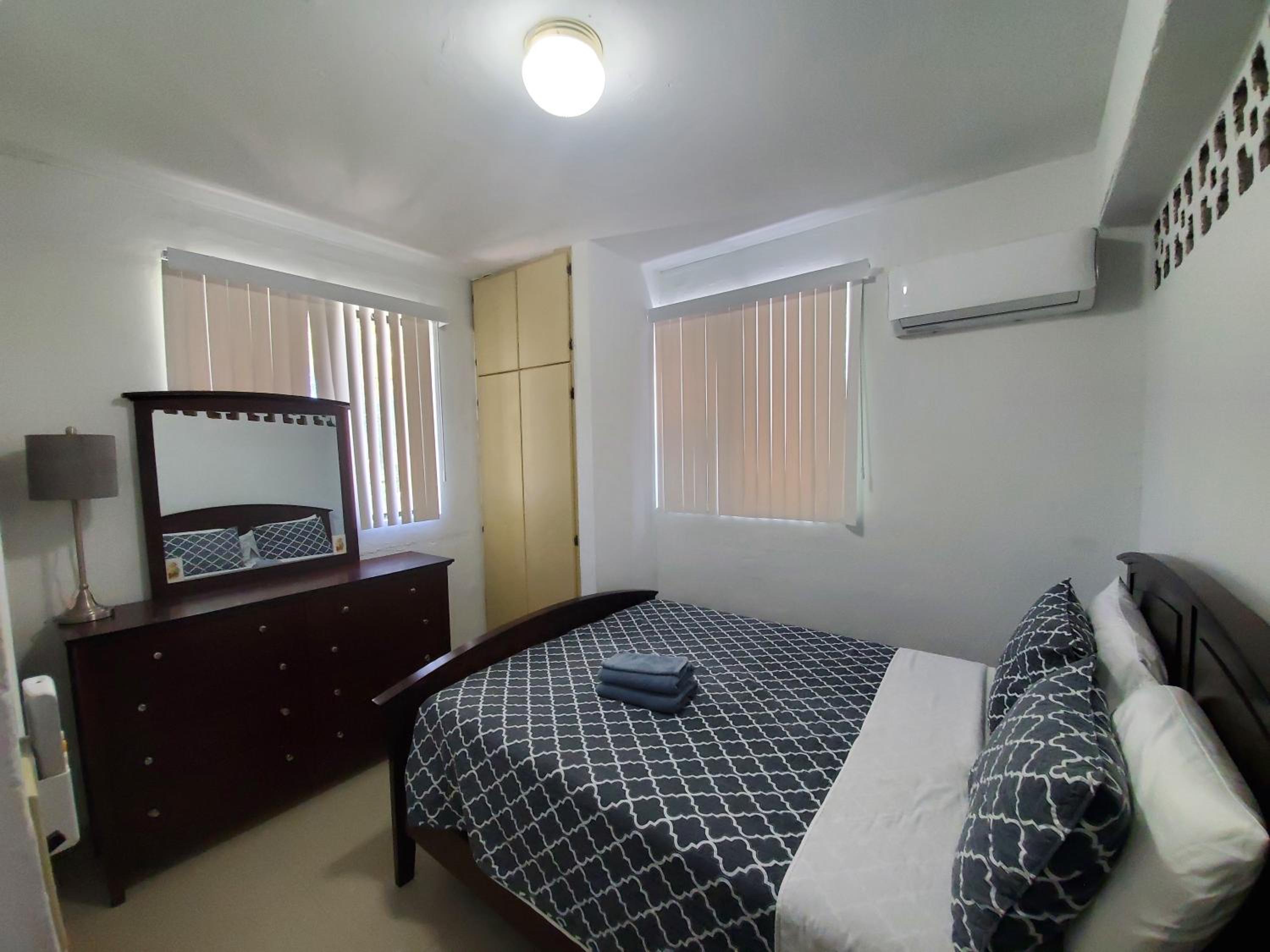 Three-Bedroom Apartment photo 2