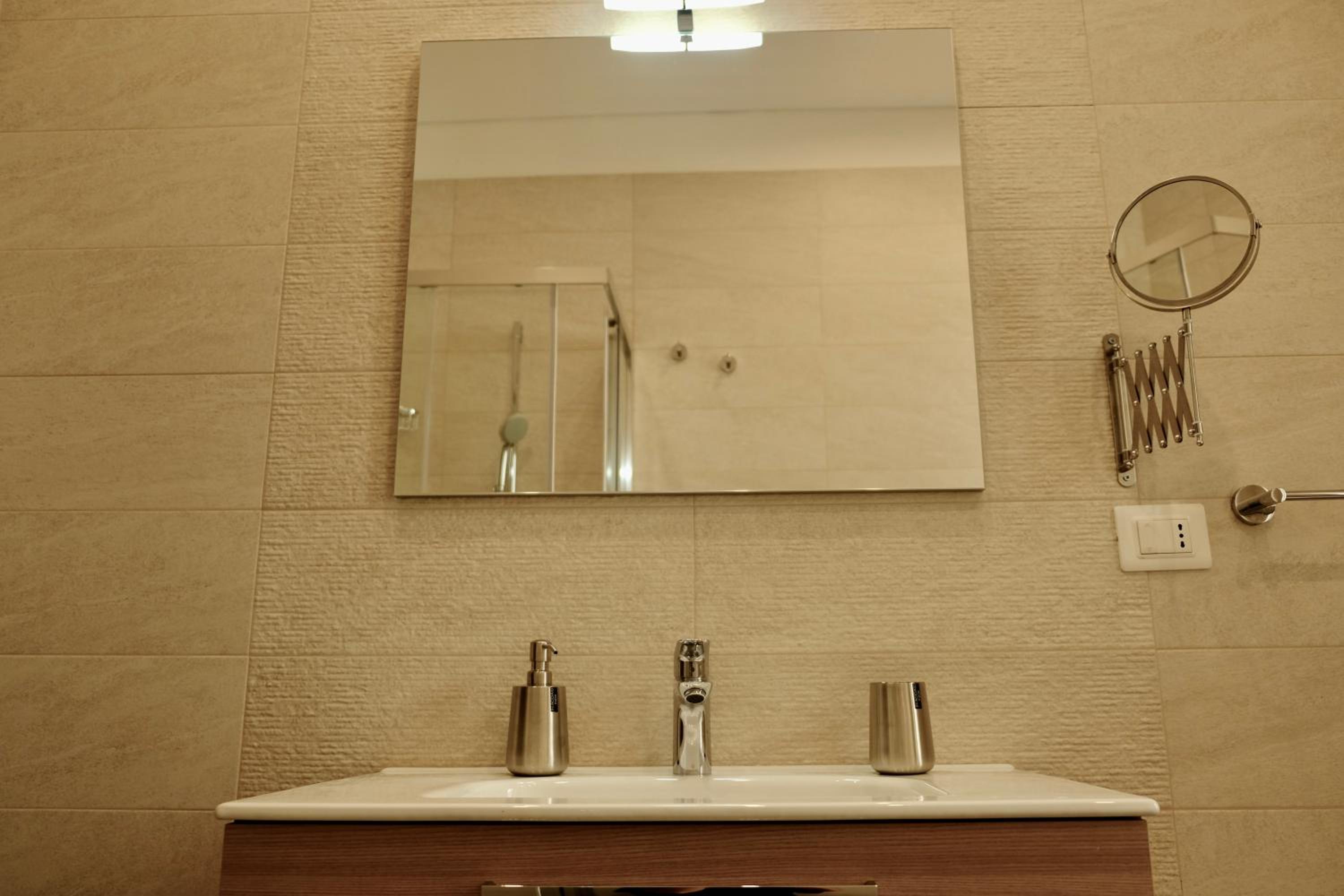 Double Room with Private Bathroom photo 2