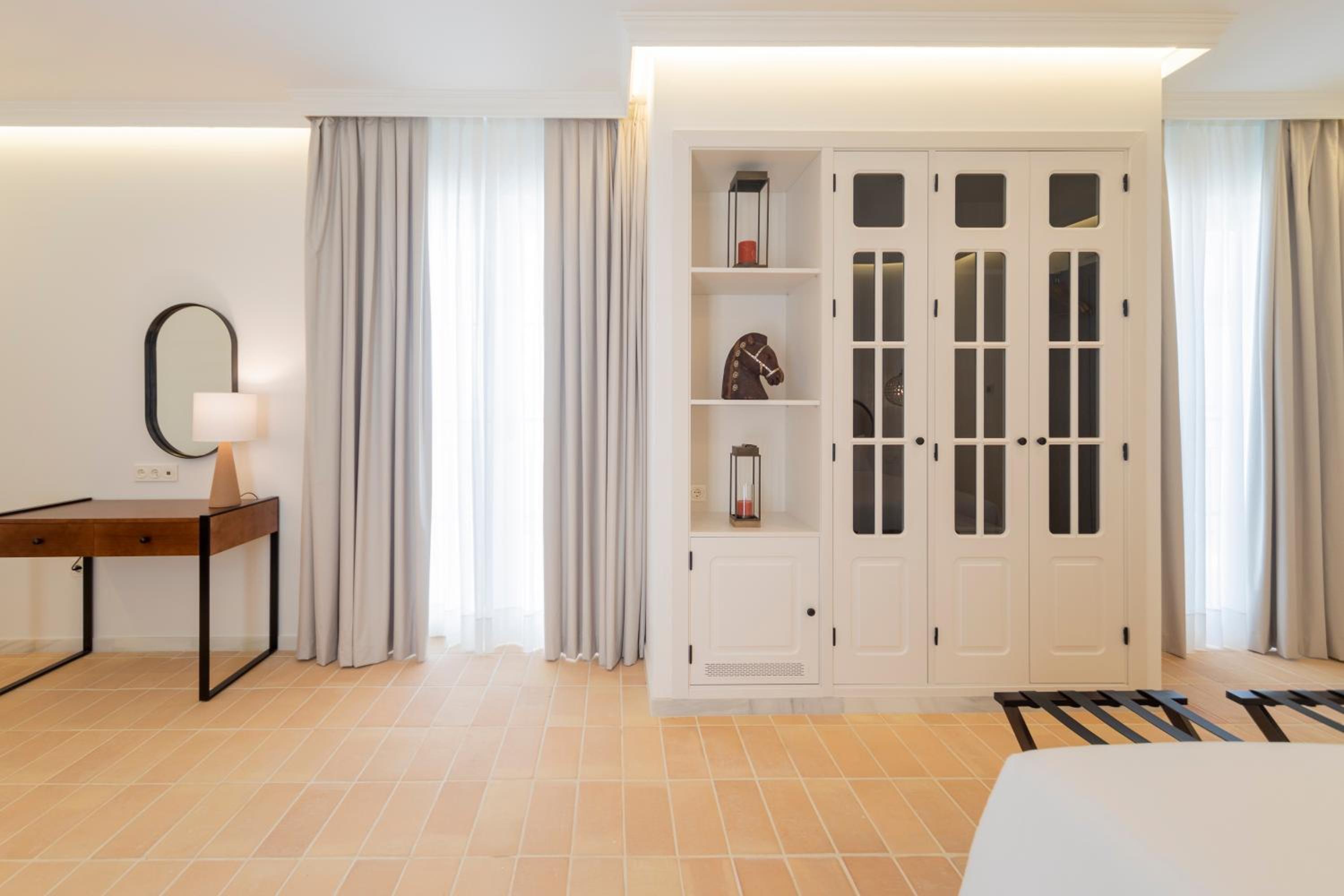 Junior Suite - Photo 13