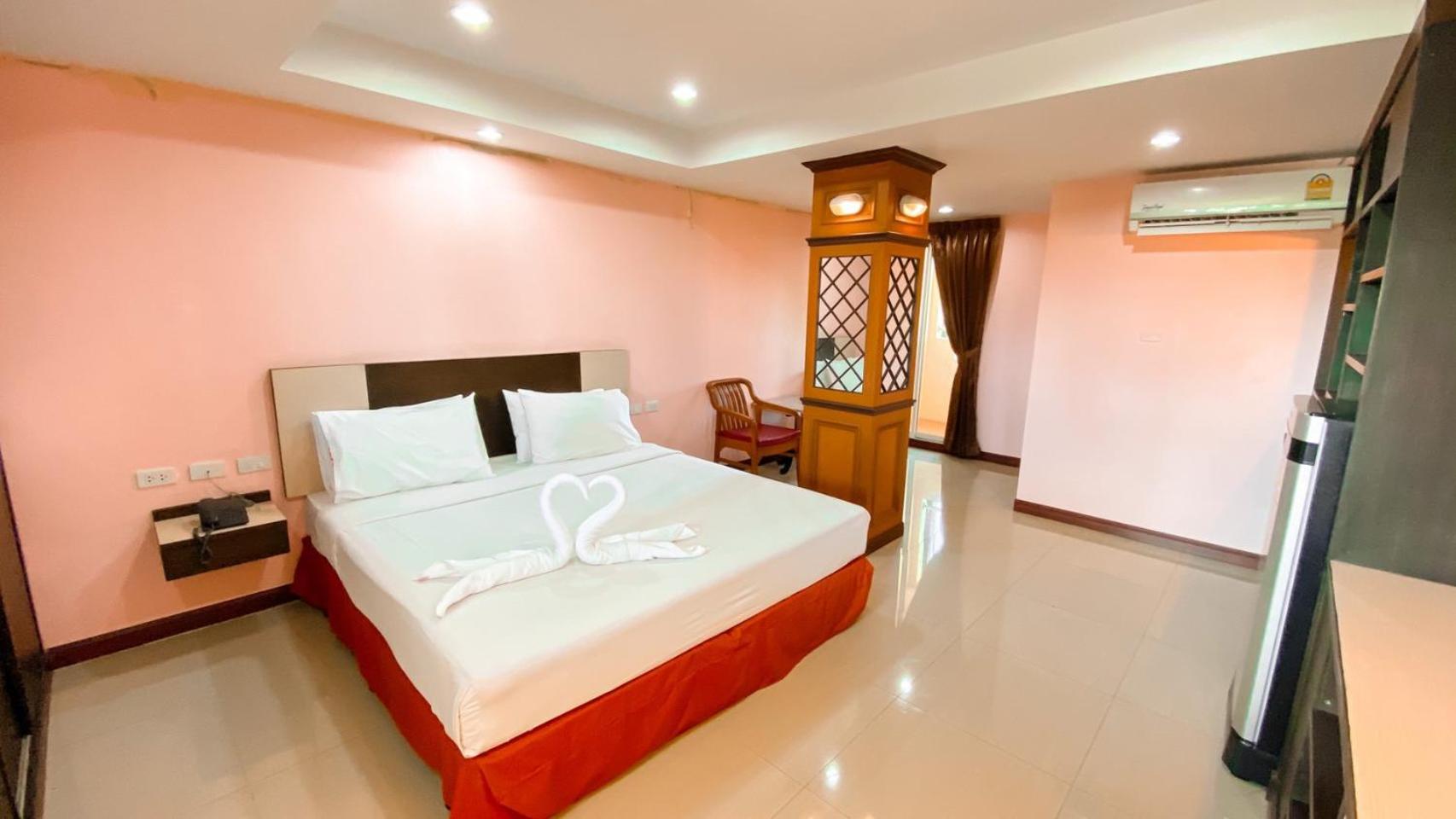 Small Suite