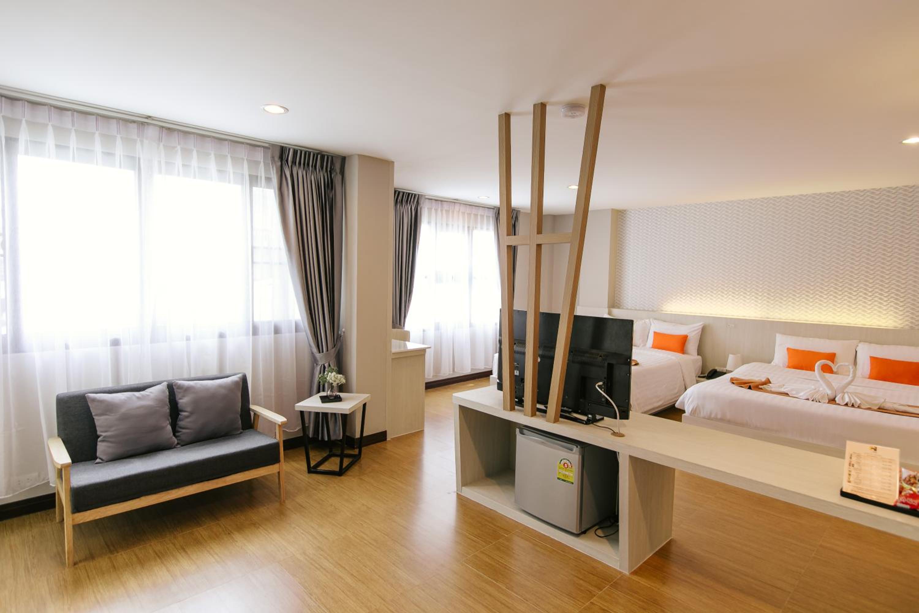 Family Suite - Photo 9