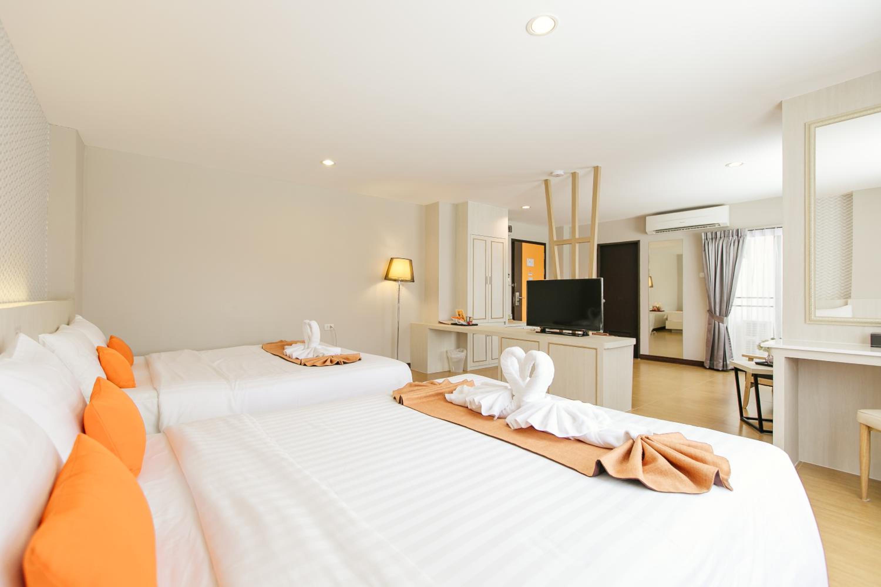 Family Suite - Photo 7