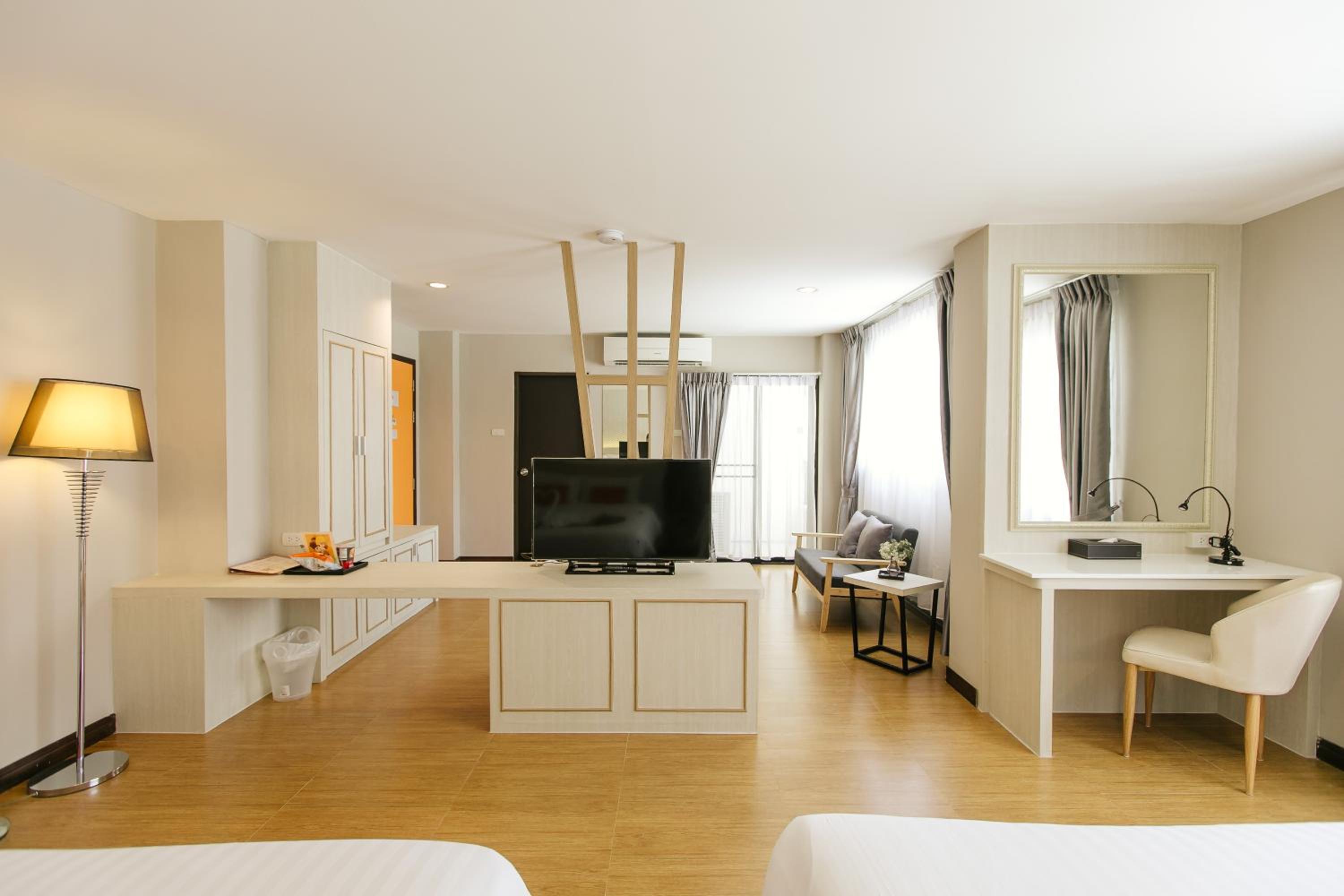 Family Suite - Photo 6