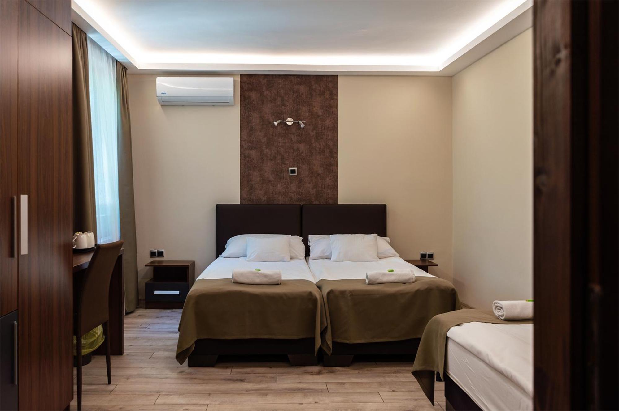 Triple Room photo 3