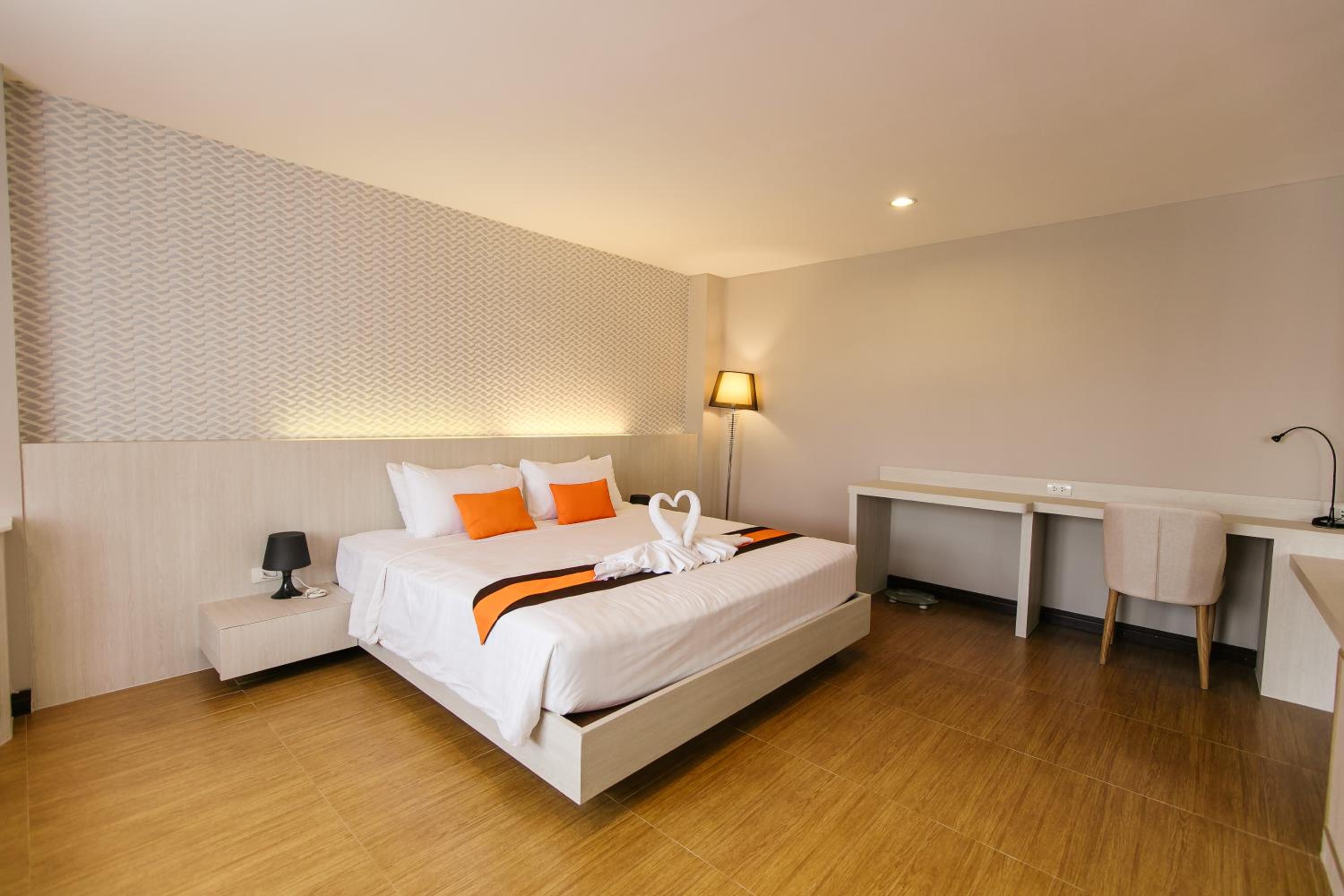 Junior Suite - Photo 12