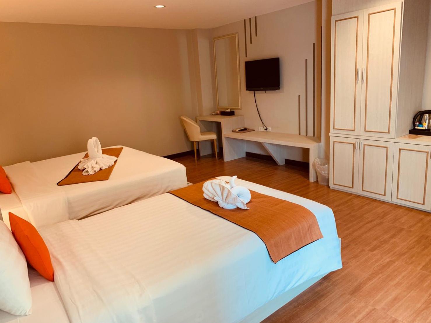Deluxe Triple Room - Photo 5