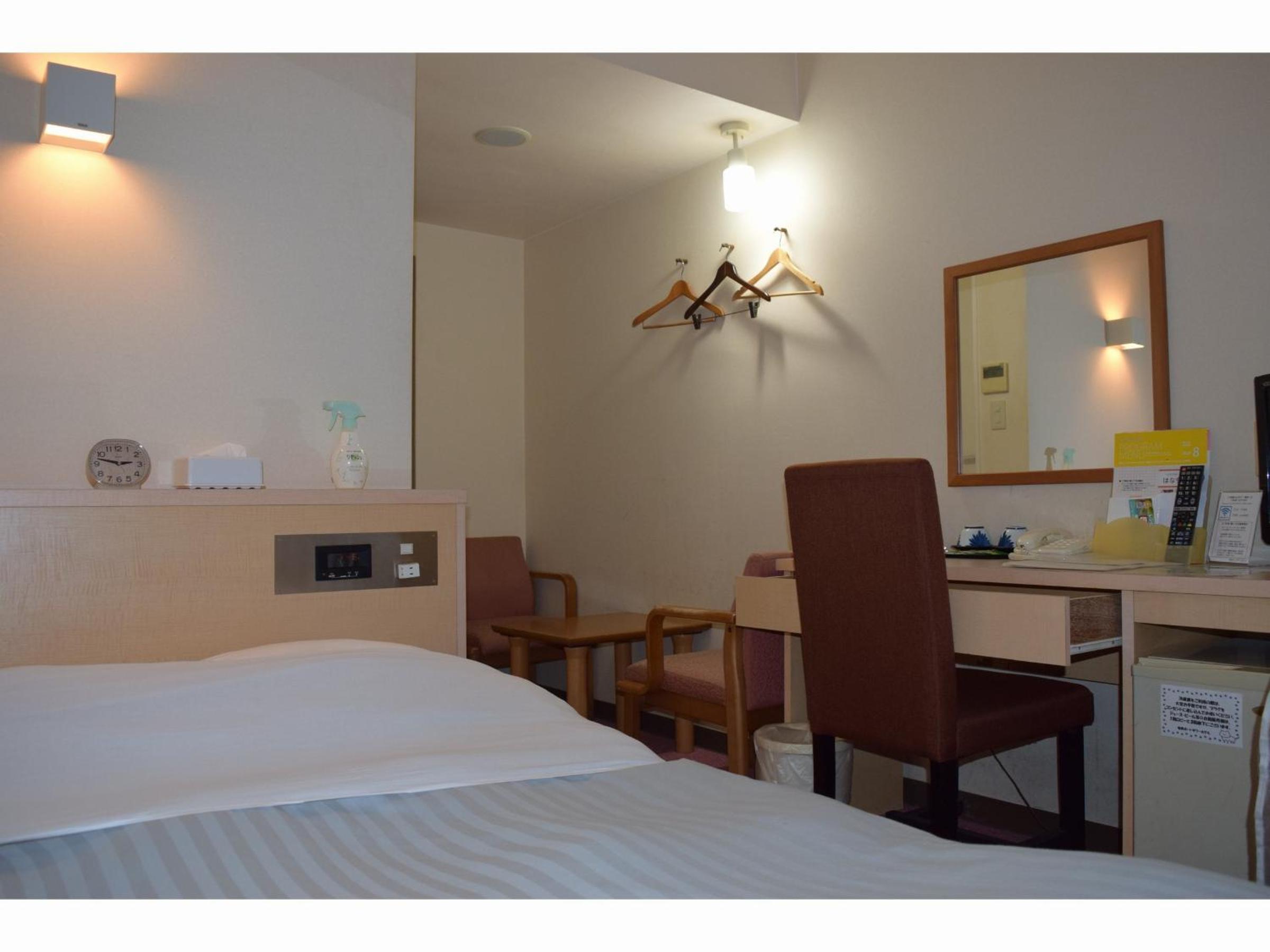 Double Room - Smoking photo 3