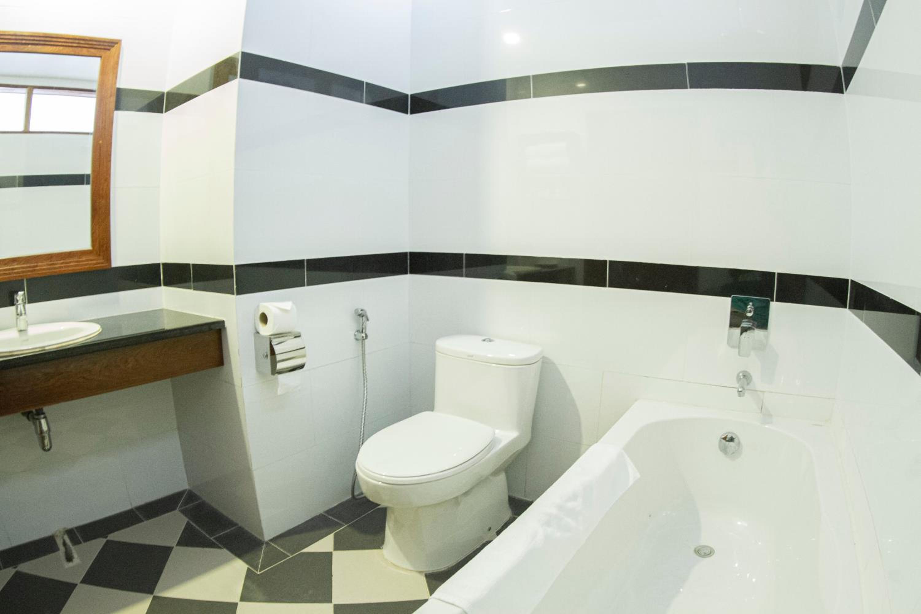 Deluxe Double Room - Photo 5