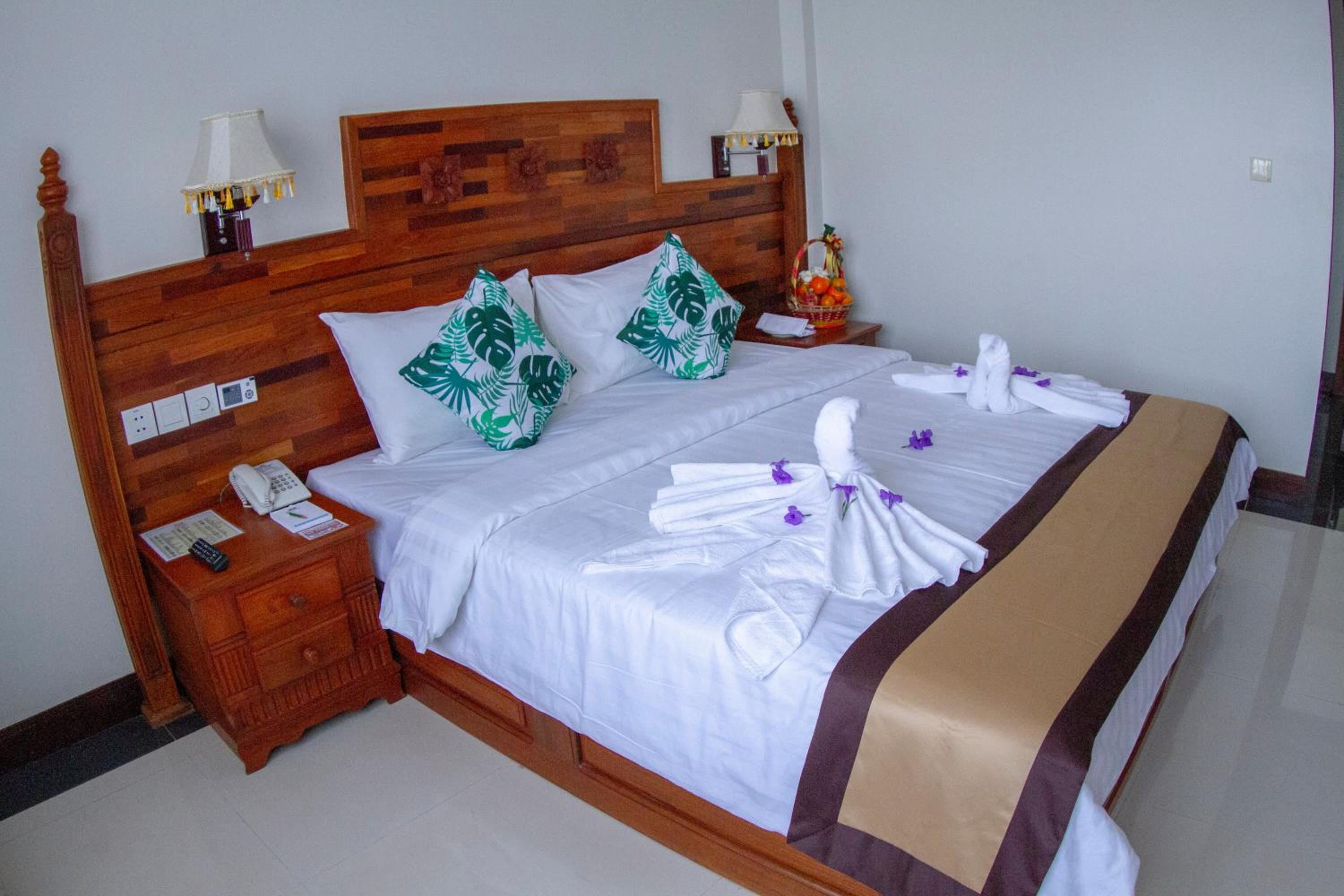 Deluxe Double Room - Photo 14