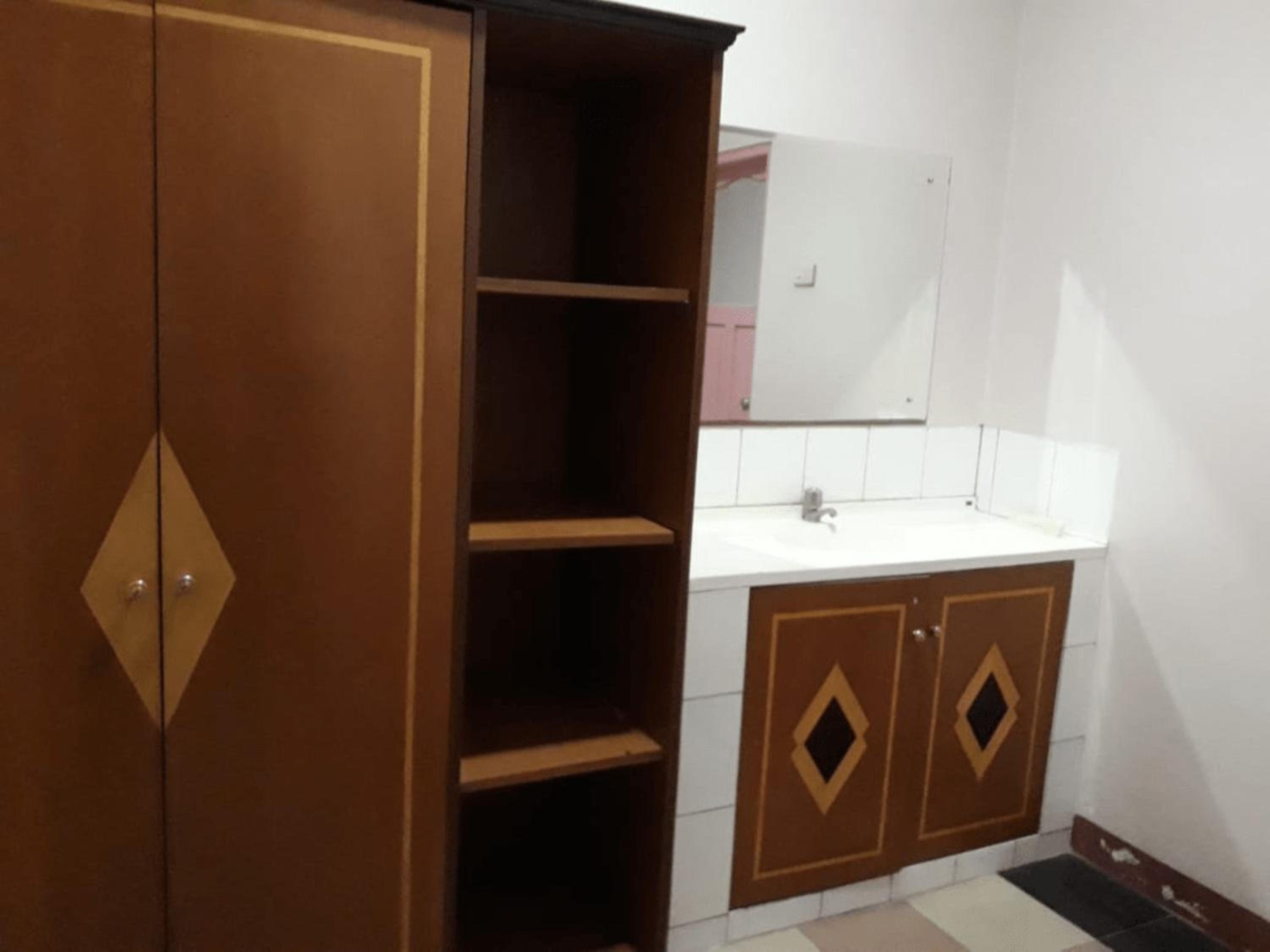Suite - Photo 8