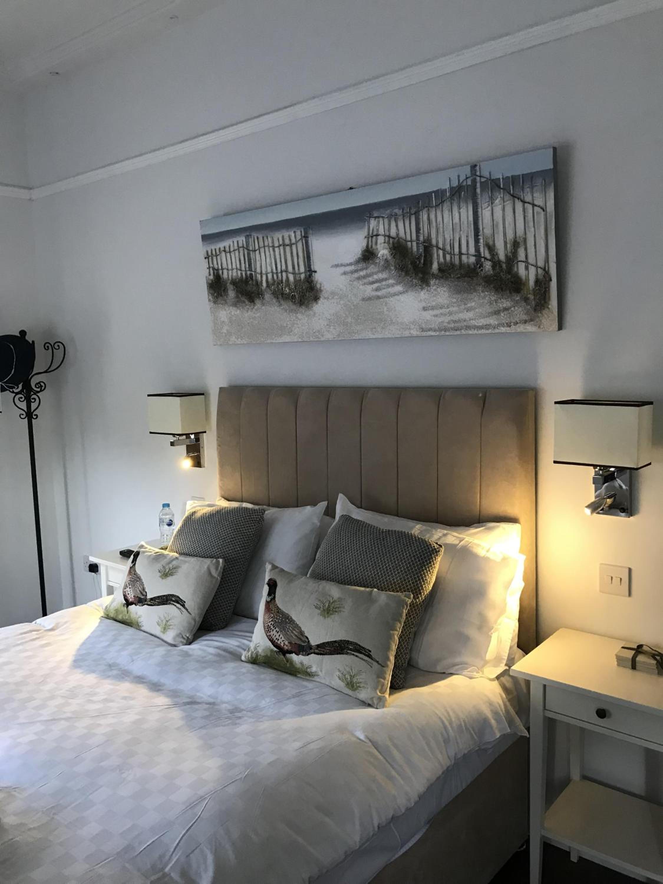 Deluxe Double Room with Shower photo 3