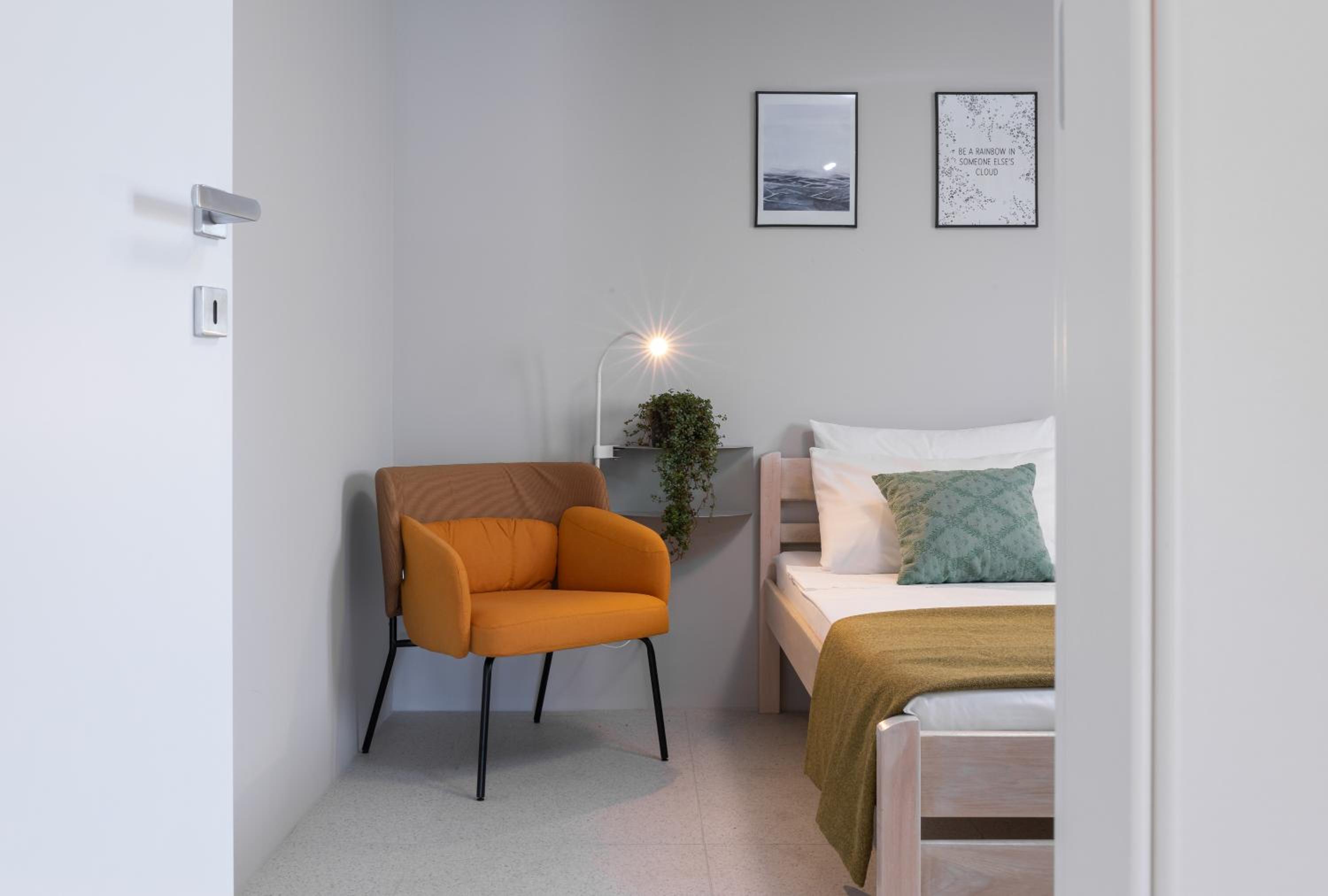 One-Bedroom Apartment photo 2
