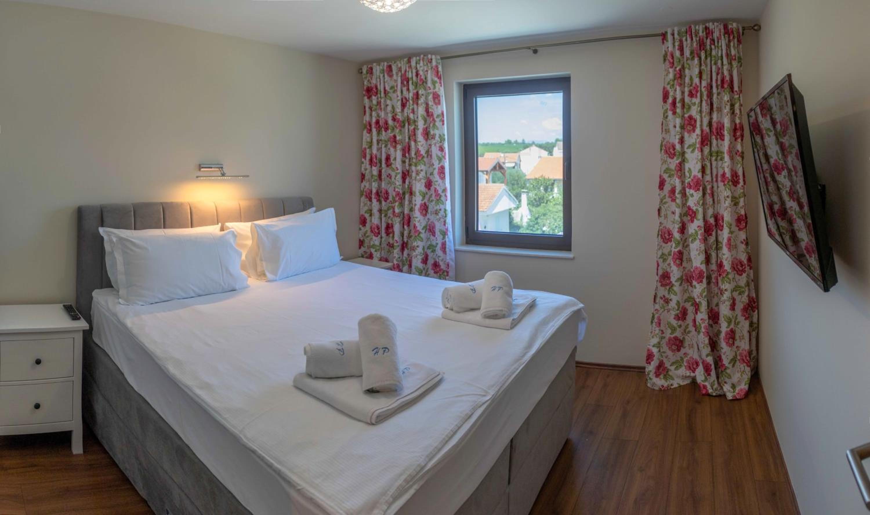 Suite with Terrace and Sea View photo 2