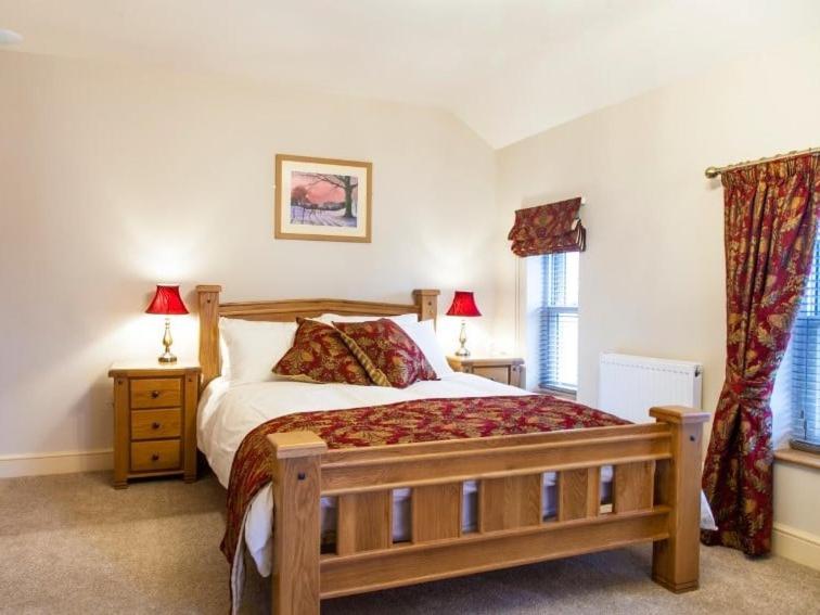 Deluxe King Room photo 2