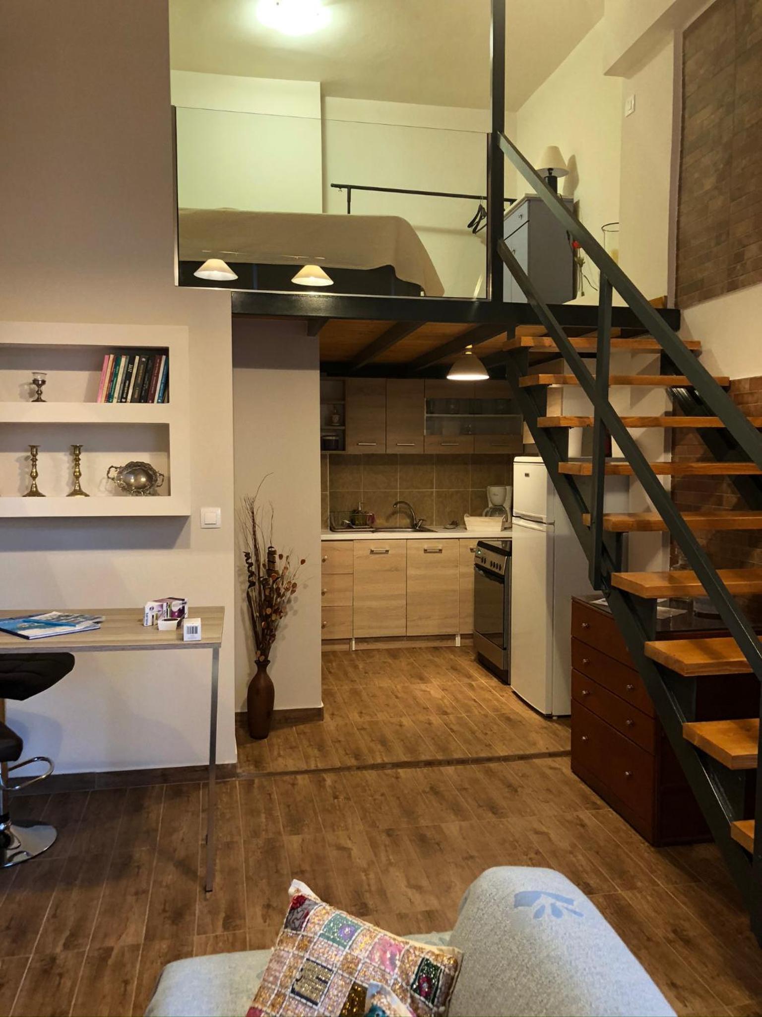 One-Bedroom Apartment