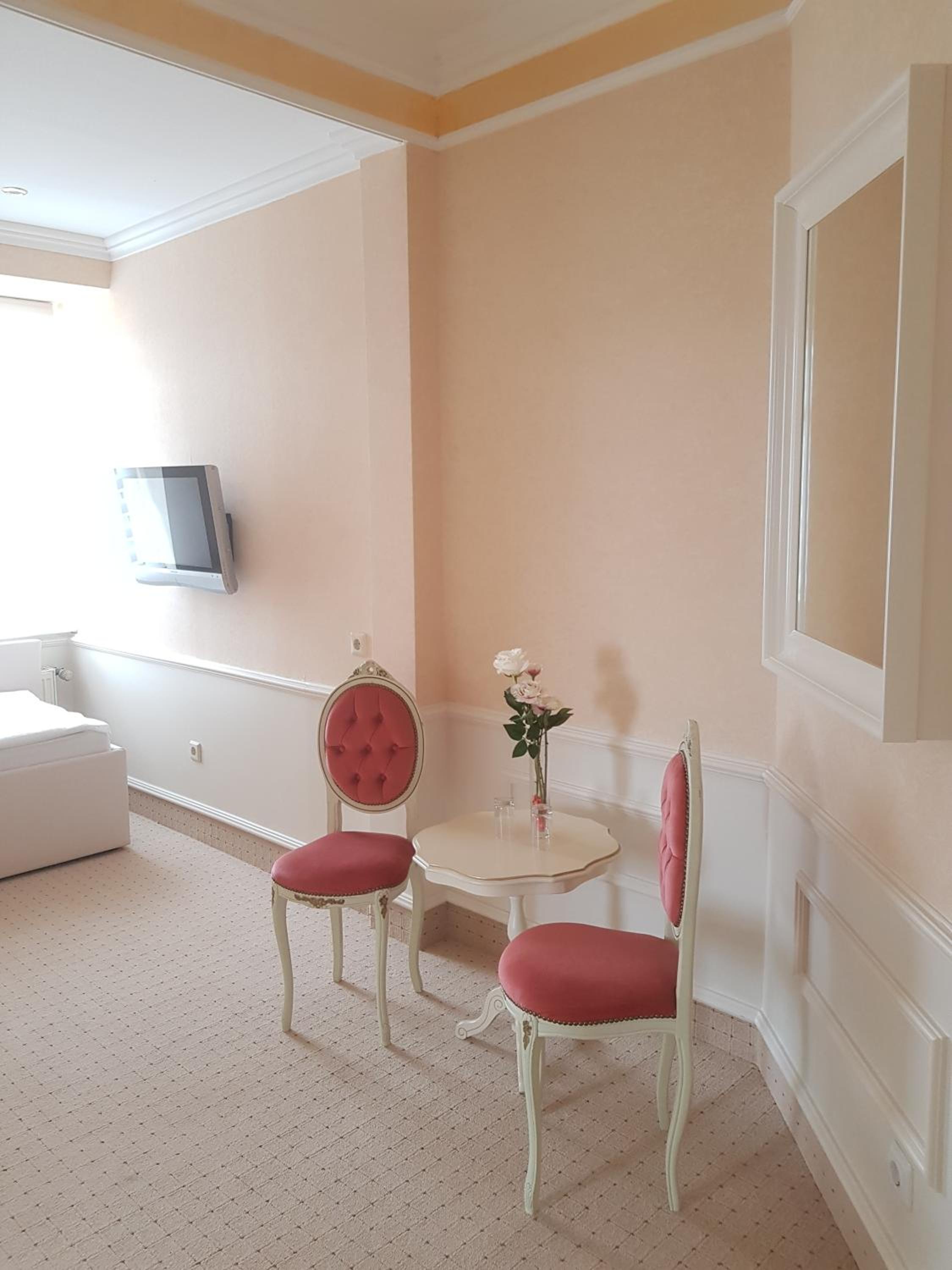 Classic Triple Room - Photo 6