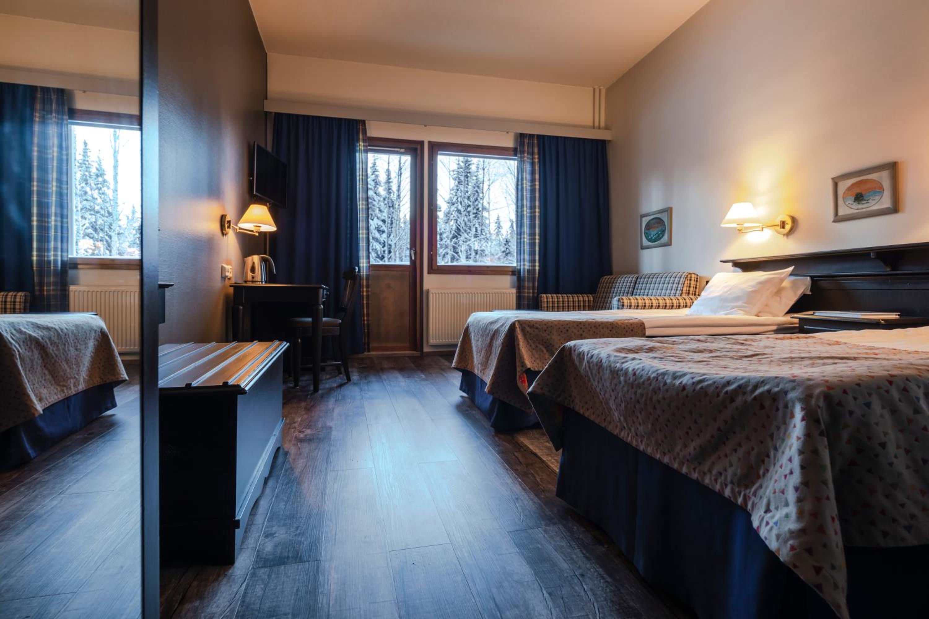 Double or Twin Room with Spa Access - Photo 5