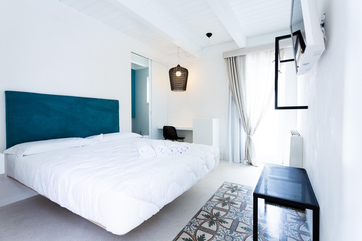 Double Room with Terrace - Photo 2