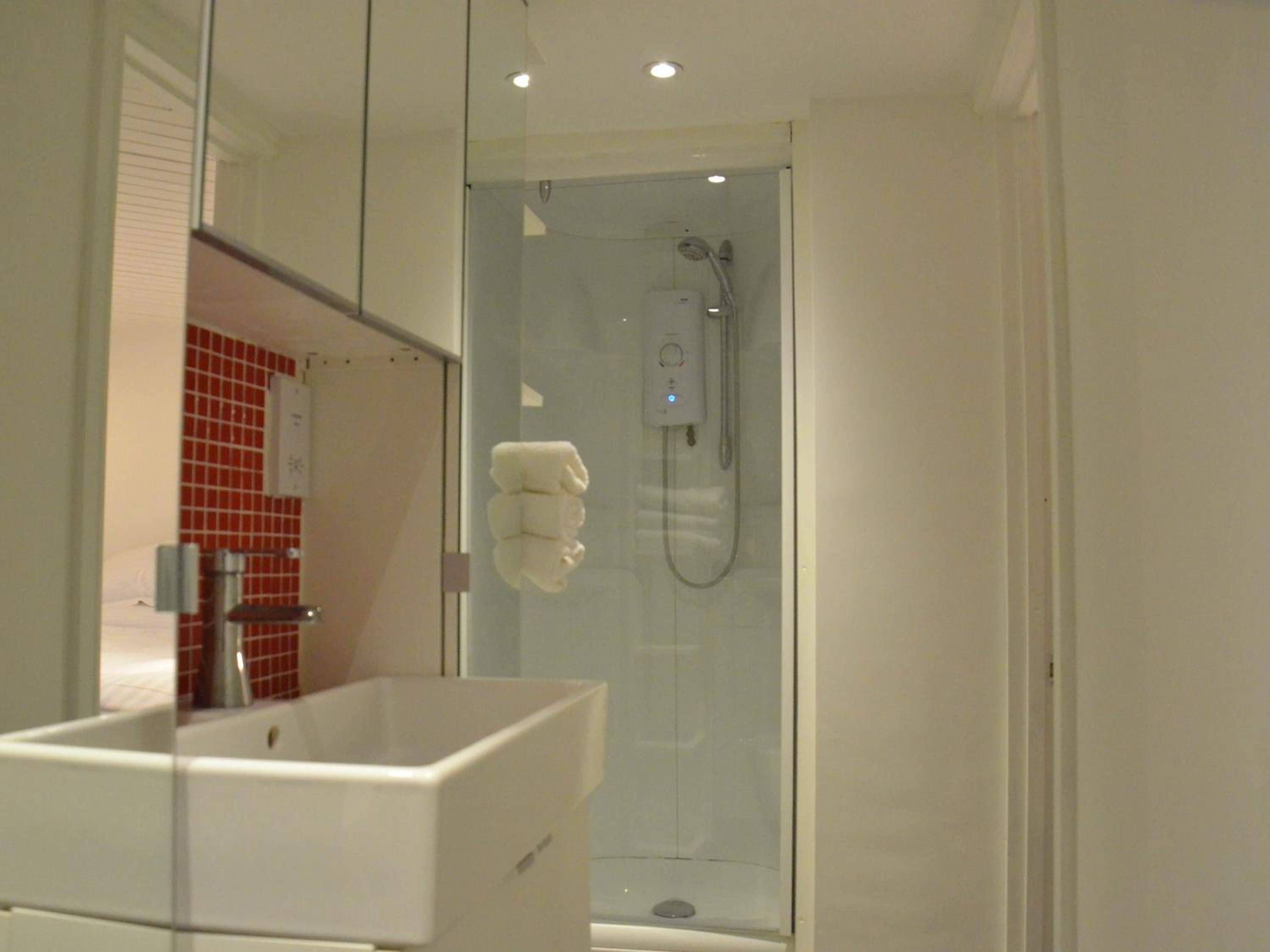 Standard Triple Room photo 2