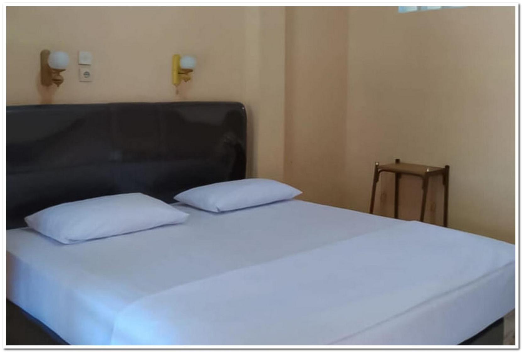 Economy Double Room photo 1