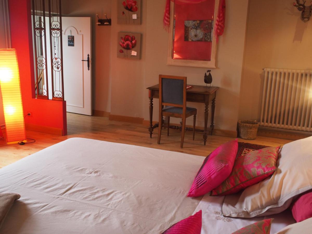 Twin Room with Bath photo 2