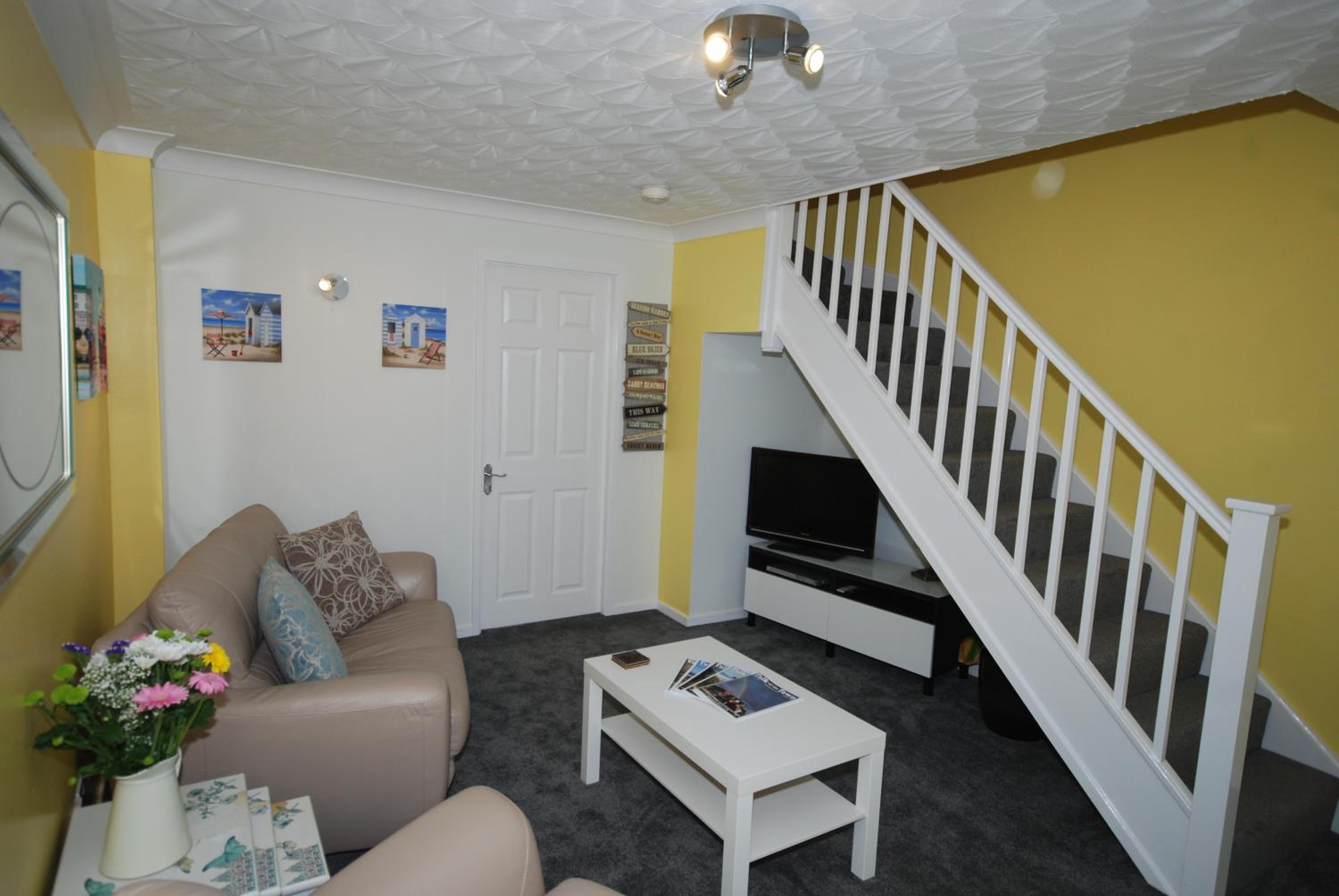 Cottage with Garden View photo 2