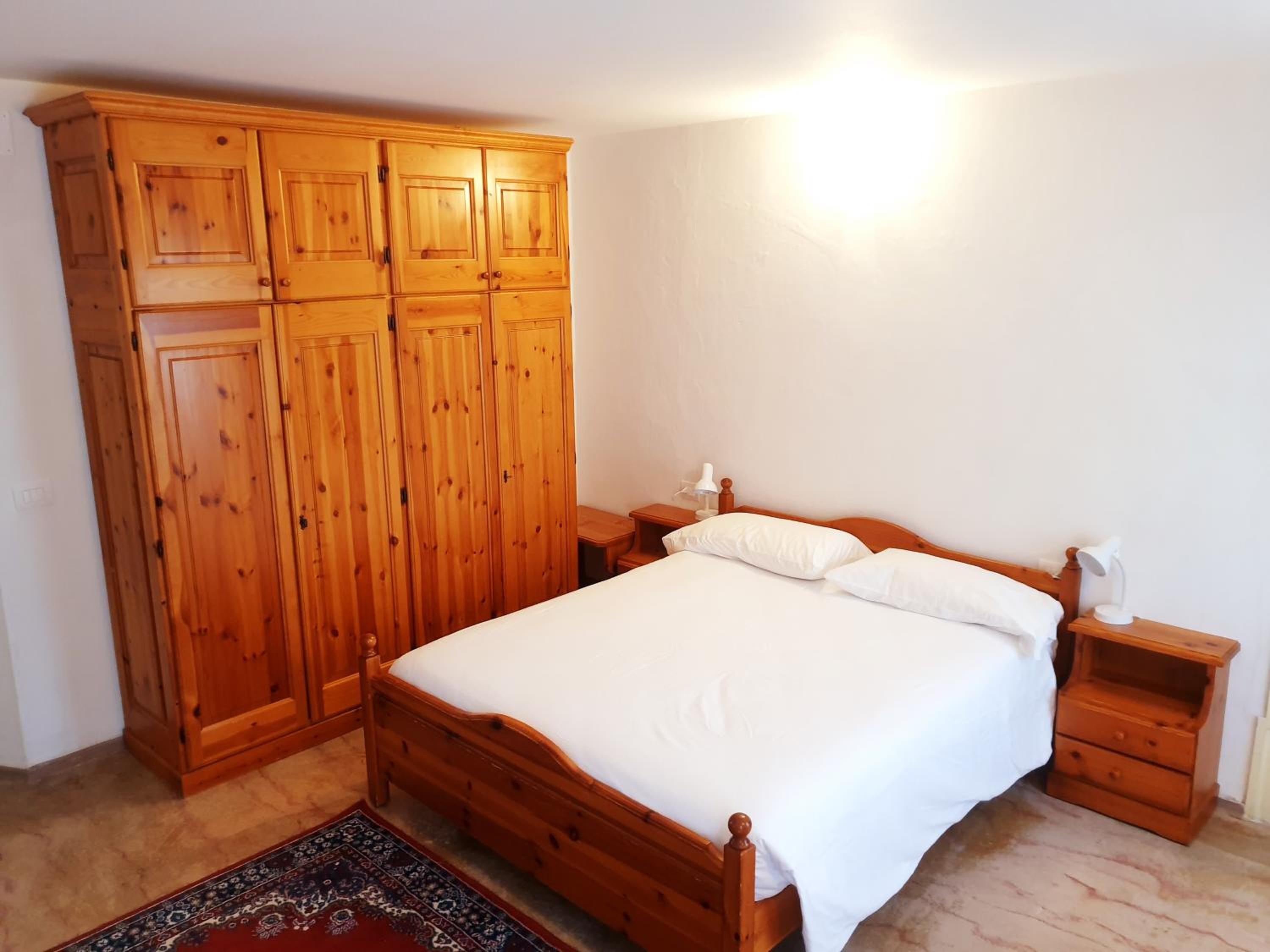 Quadruple Room with Bathroom - Photo 1