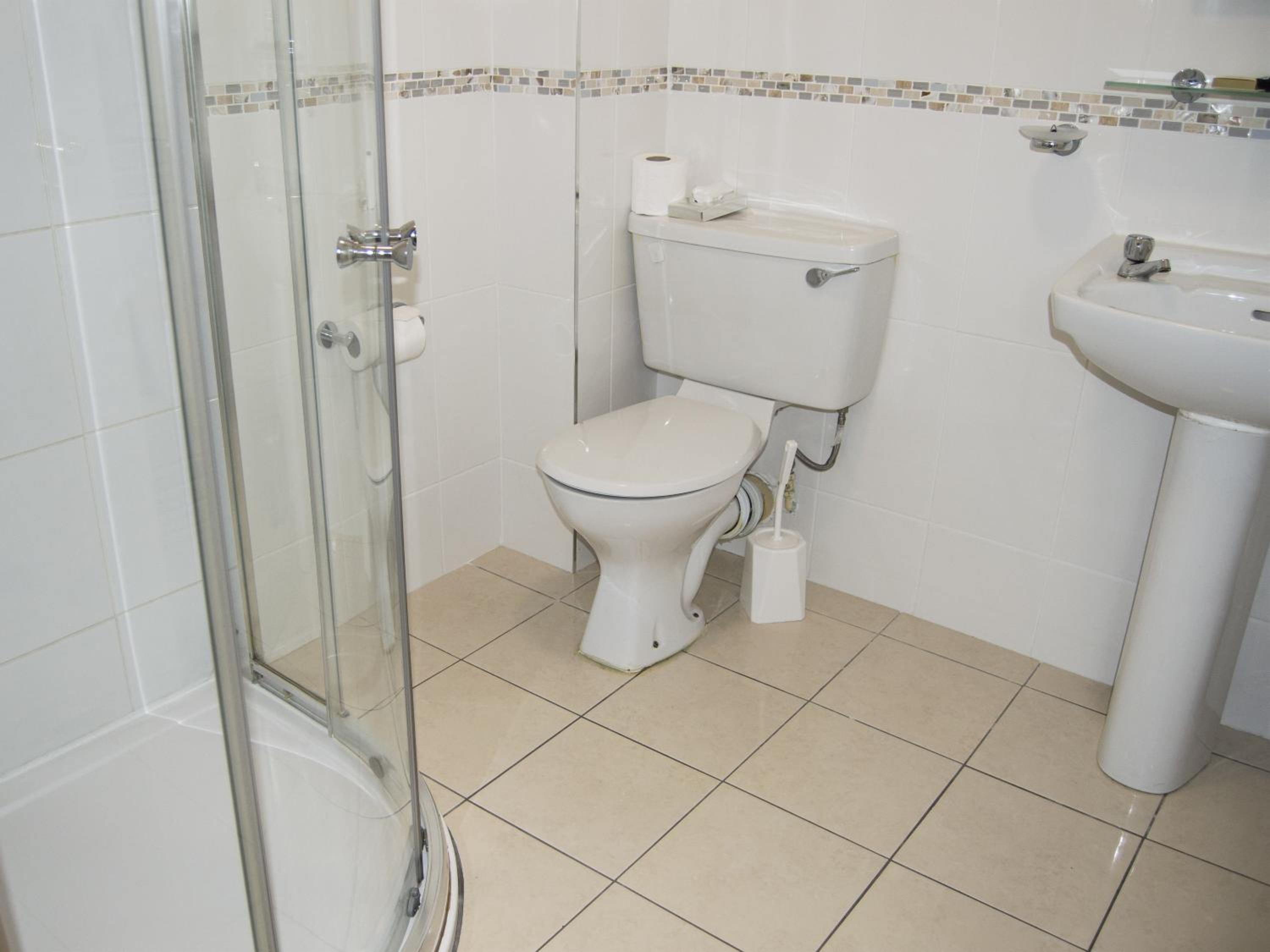 Double Room with Private Bathroom photo 3