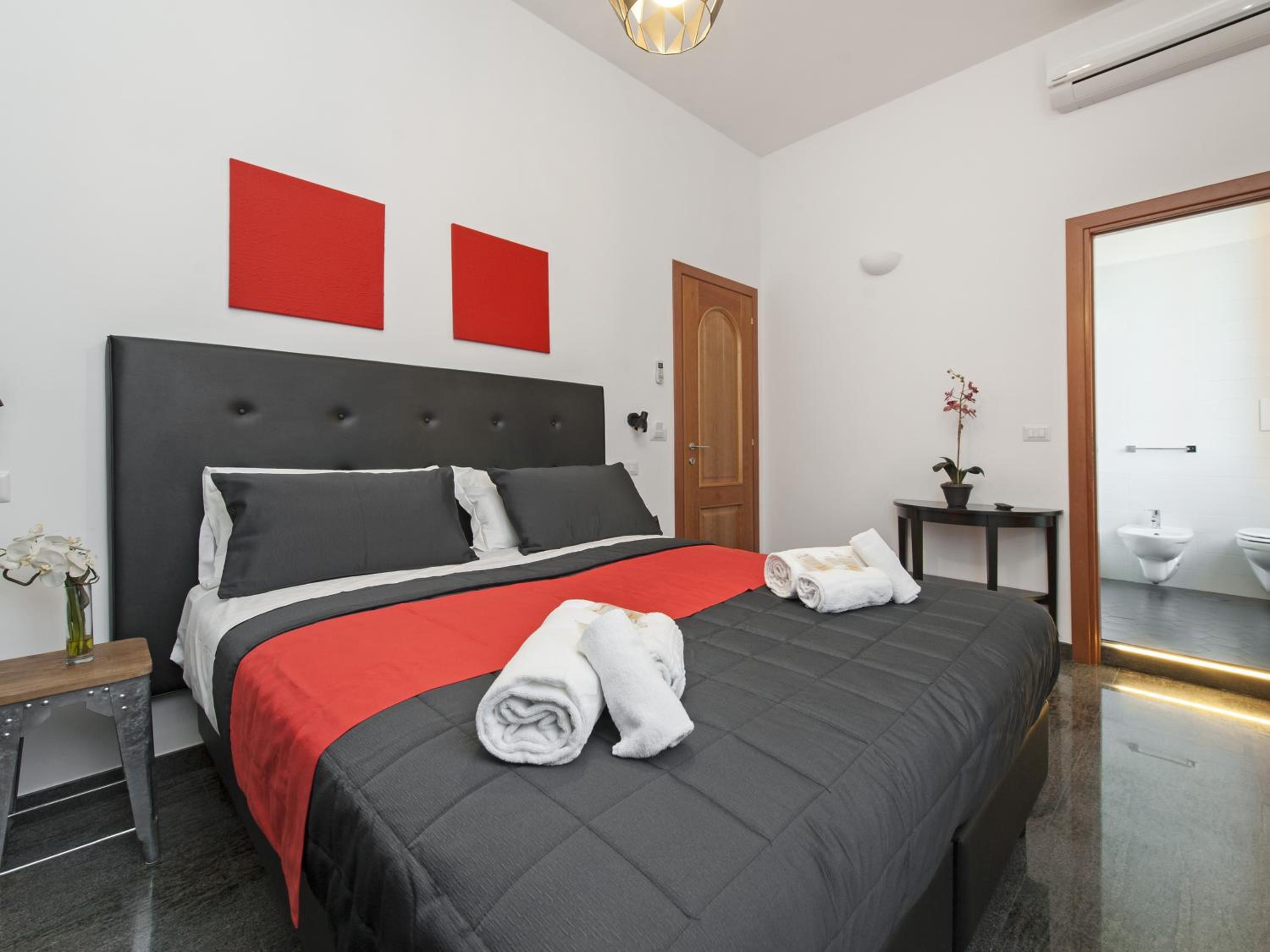 Twin Room with Shower photo 1