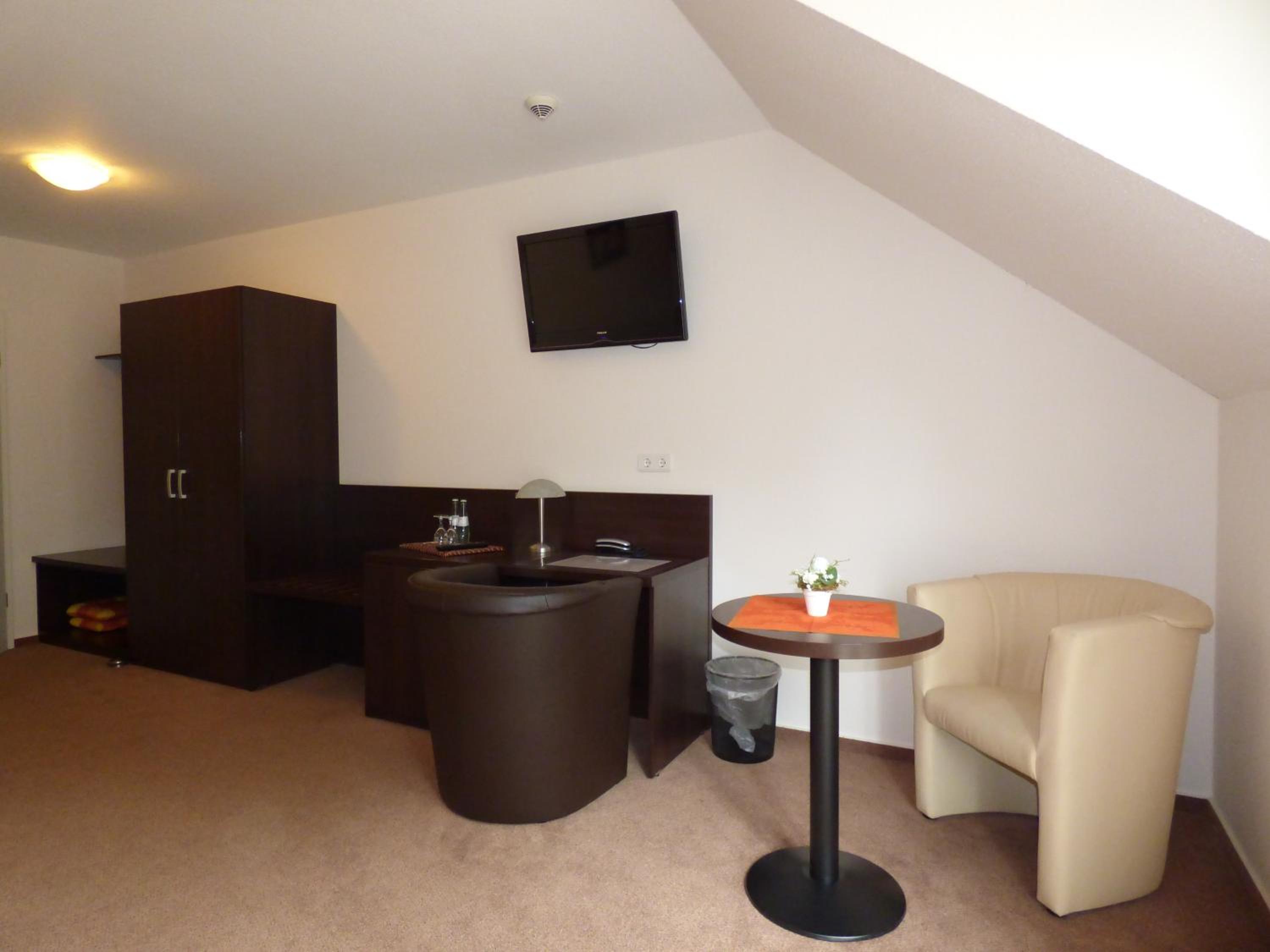 Deluxe Single Room