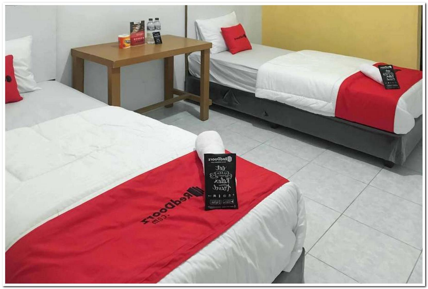 Standard Twin Room - Photo 3