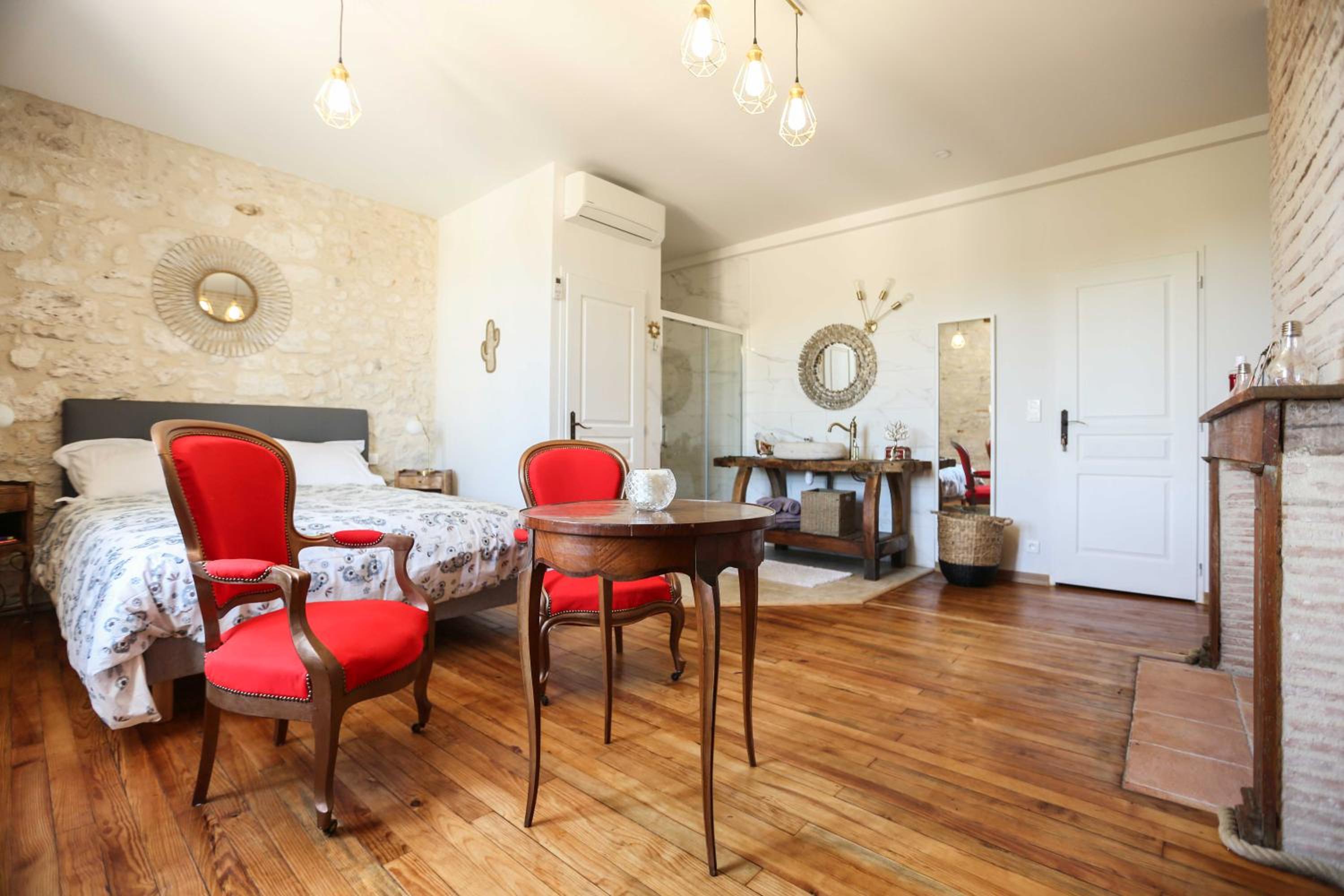 Three-Bedroom Cottage photo 1