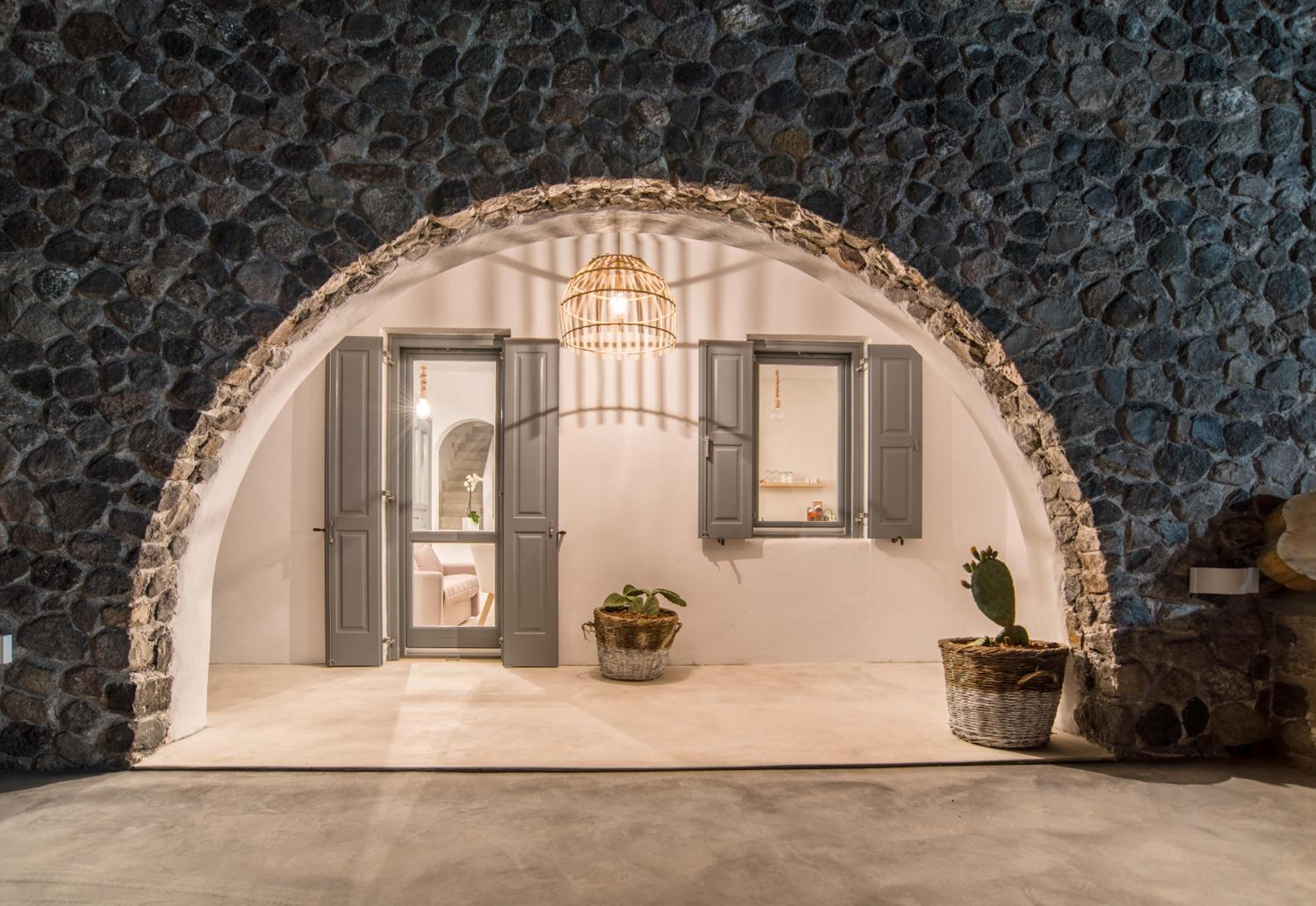 Apoplous Suite By K&K With Exterior Jacuzzi photo 2