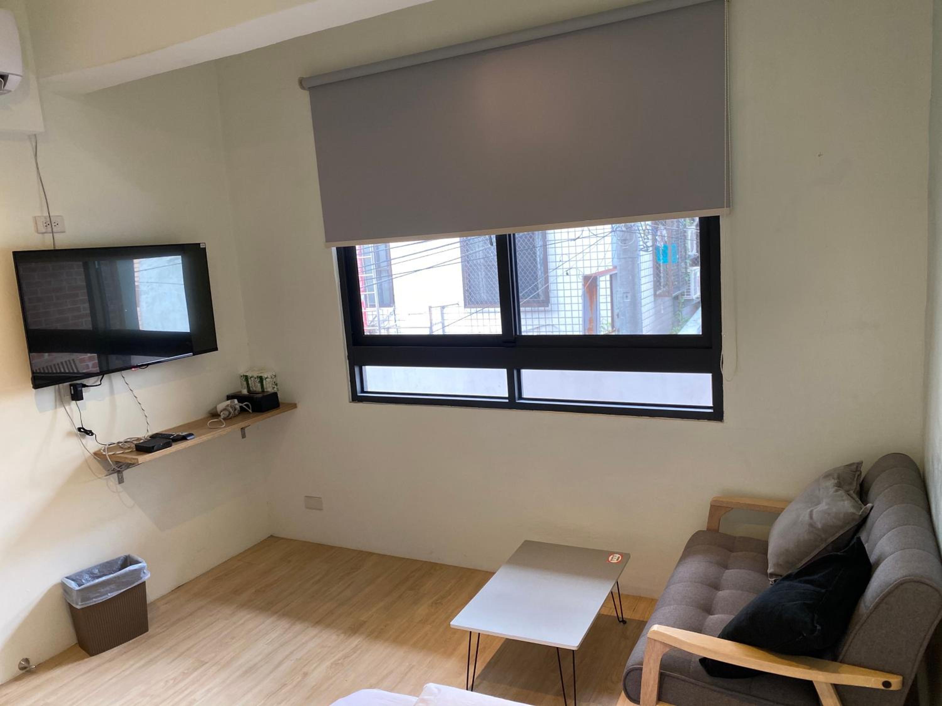 Standard Double Room with Shared Bathroom photo 2