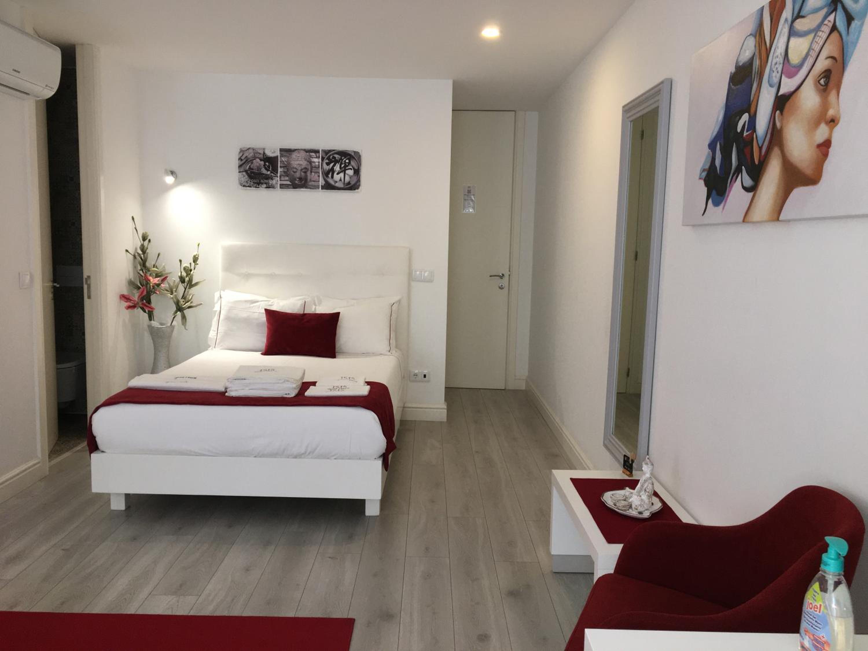 Double Room with Private Bathroom photo 2