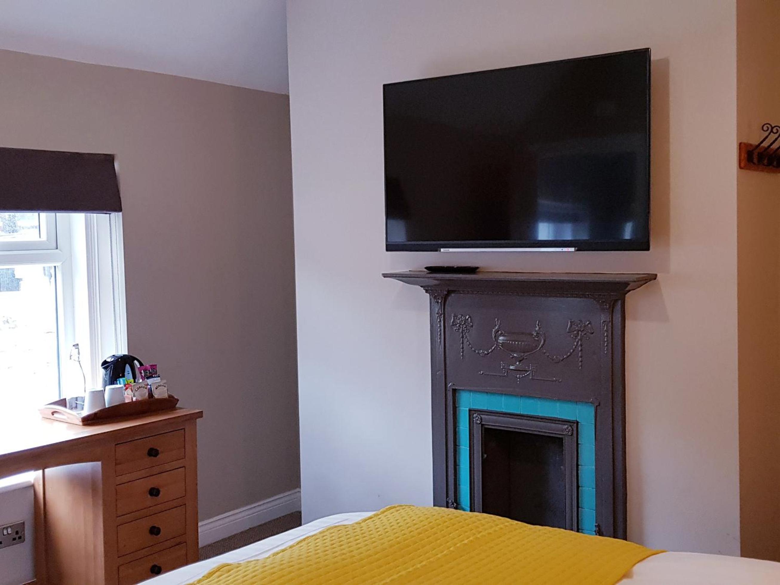 Deluxe Double Room with Shower photo 3