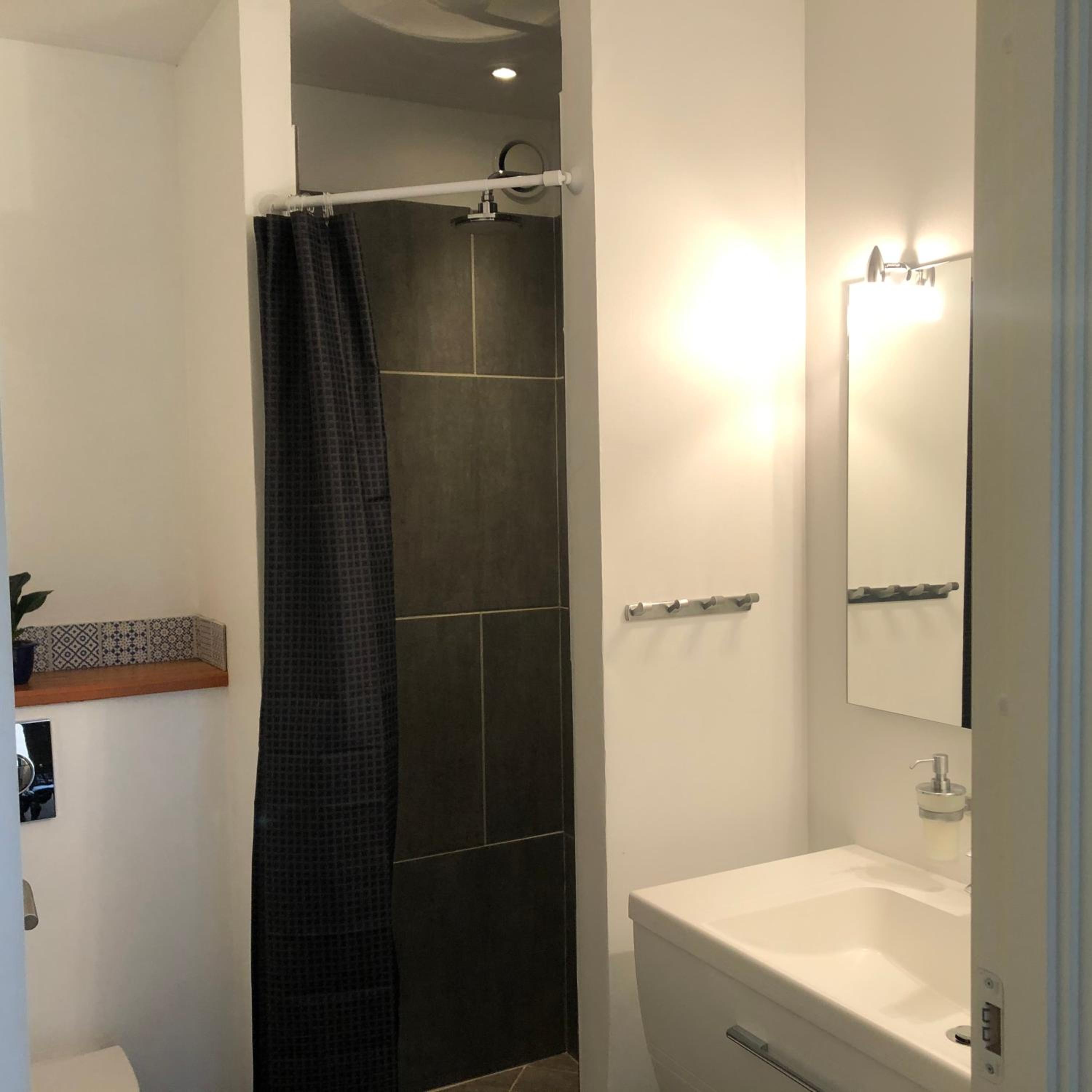 Double Room with Private Bathroom photo 2
