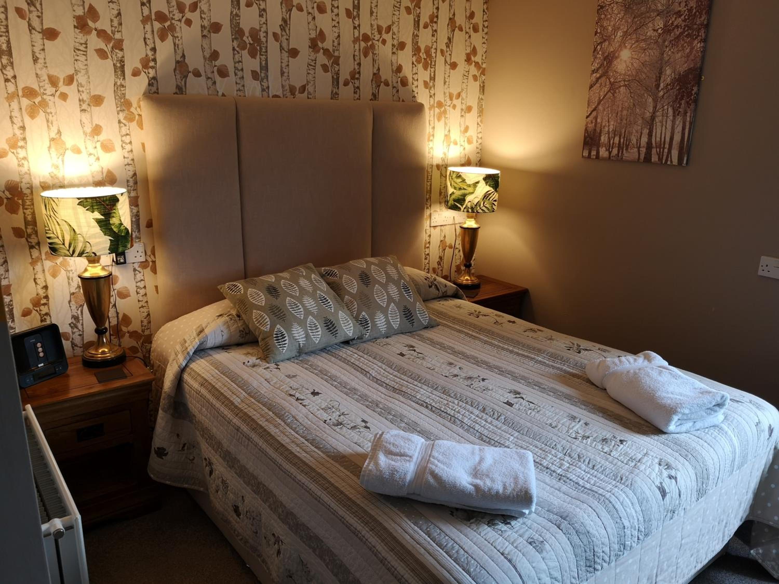 Double Room with Private Bathroom - Photo 4