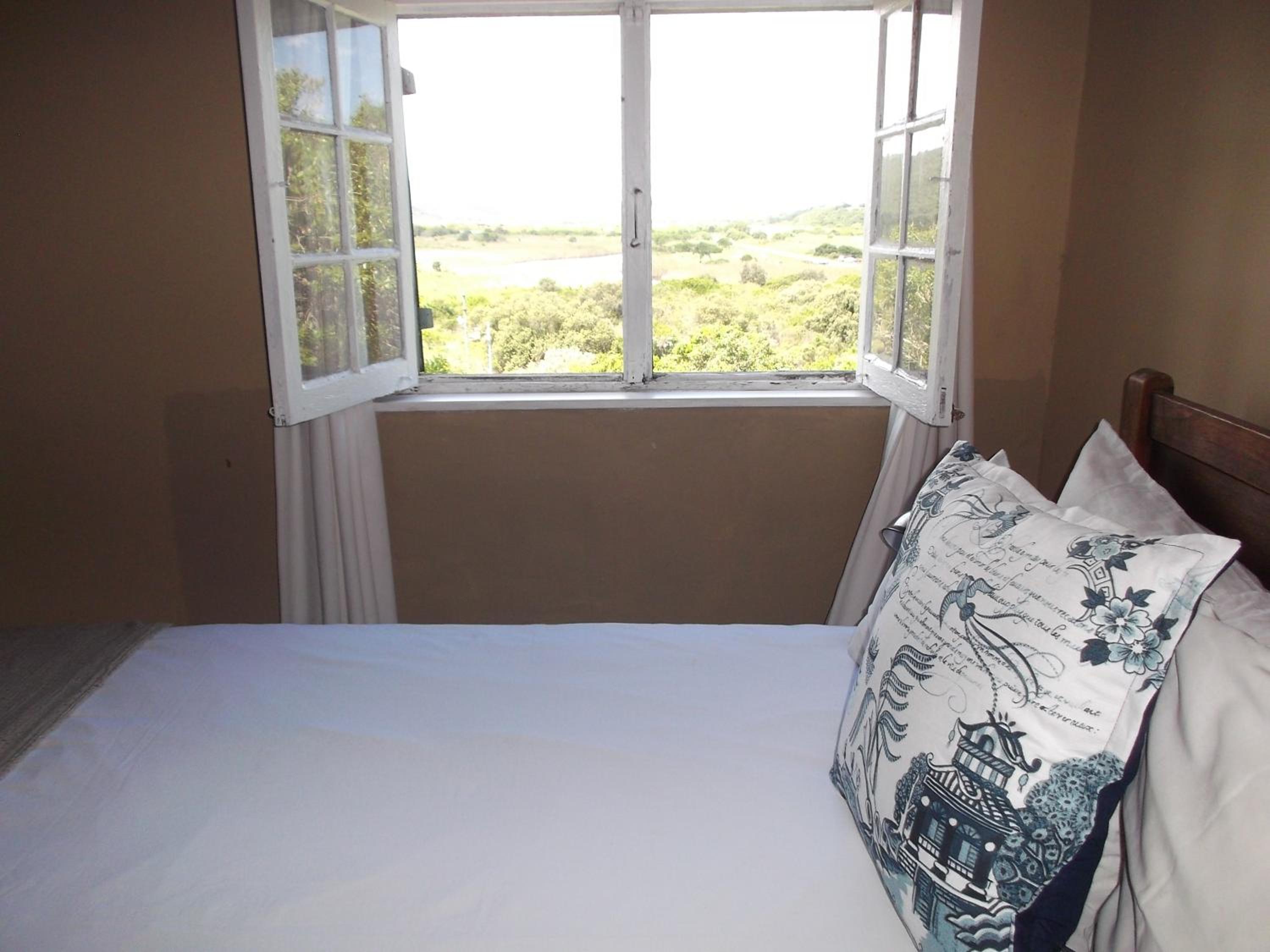 Standard Double or Twin Room photo 3