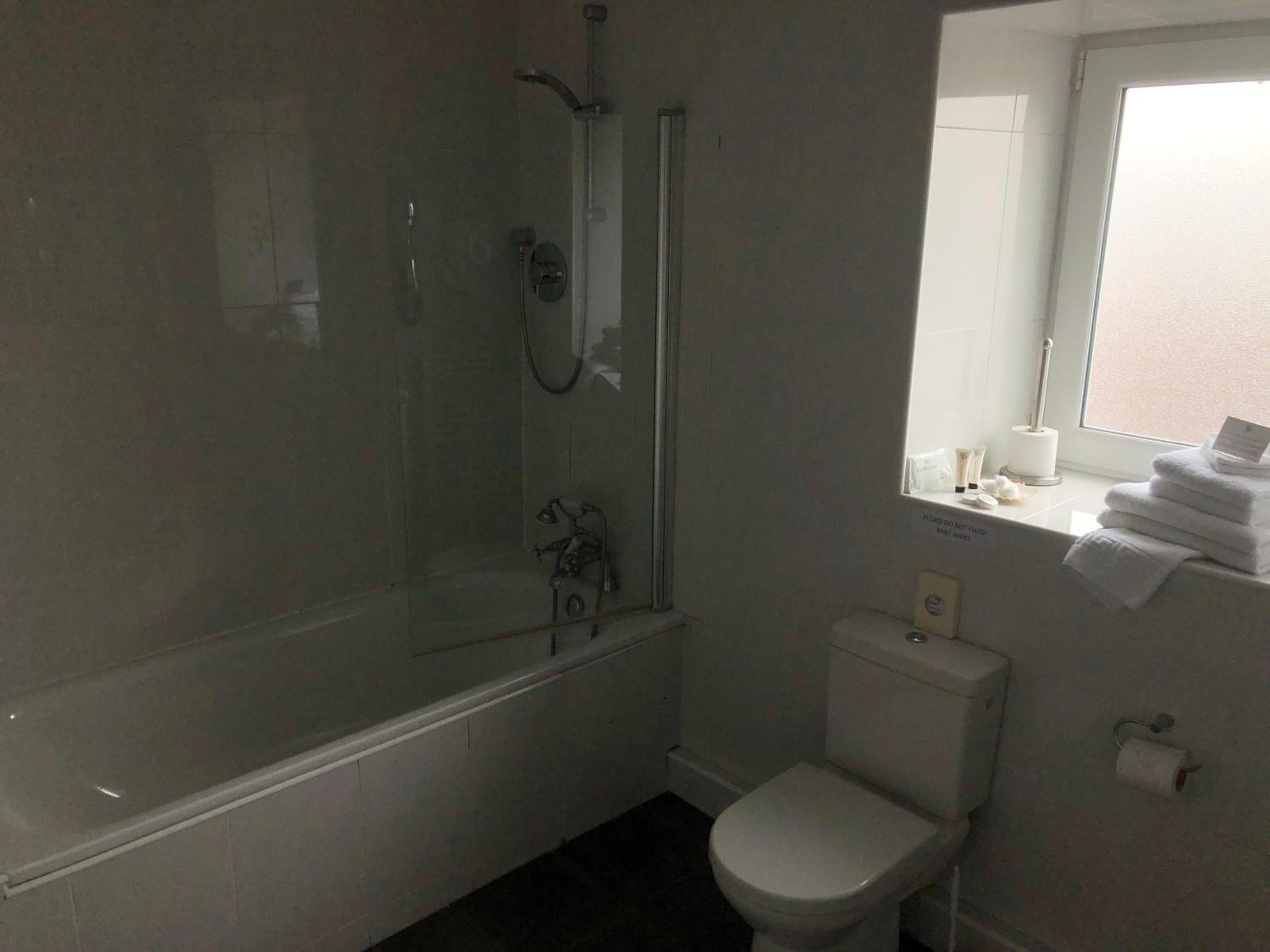 Superior Quadruple Room photo 3