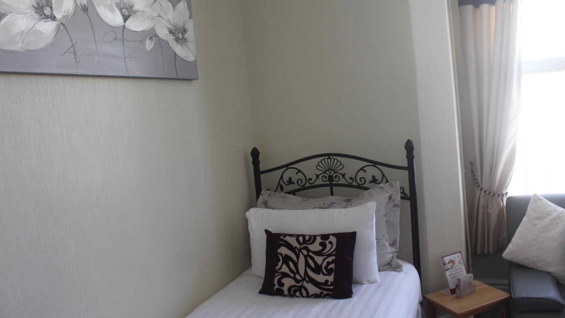 Deluxe Quadruple Room photo 2