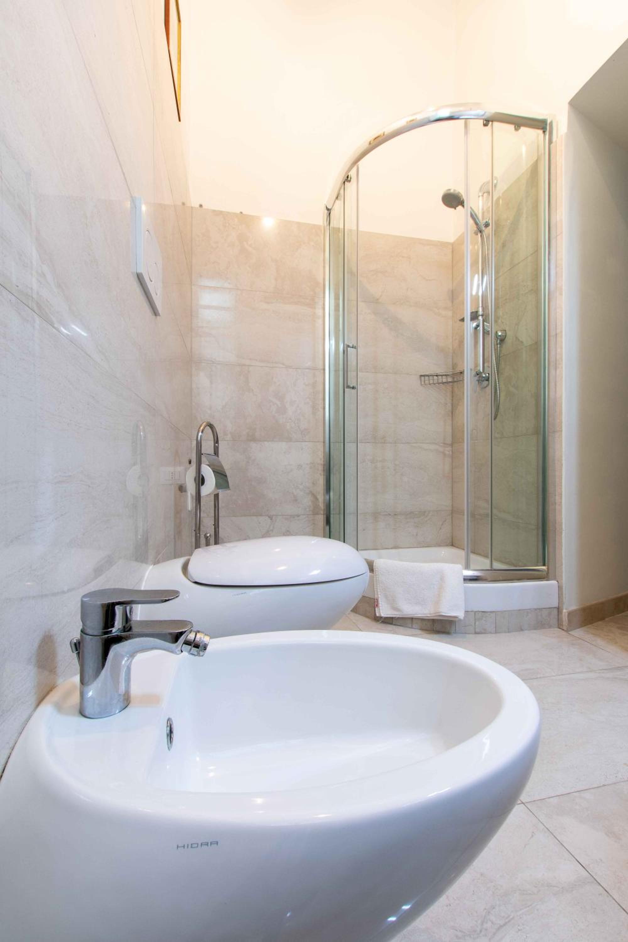 Double Room with Private Bathroom photo 3