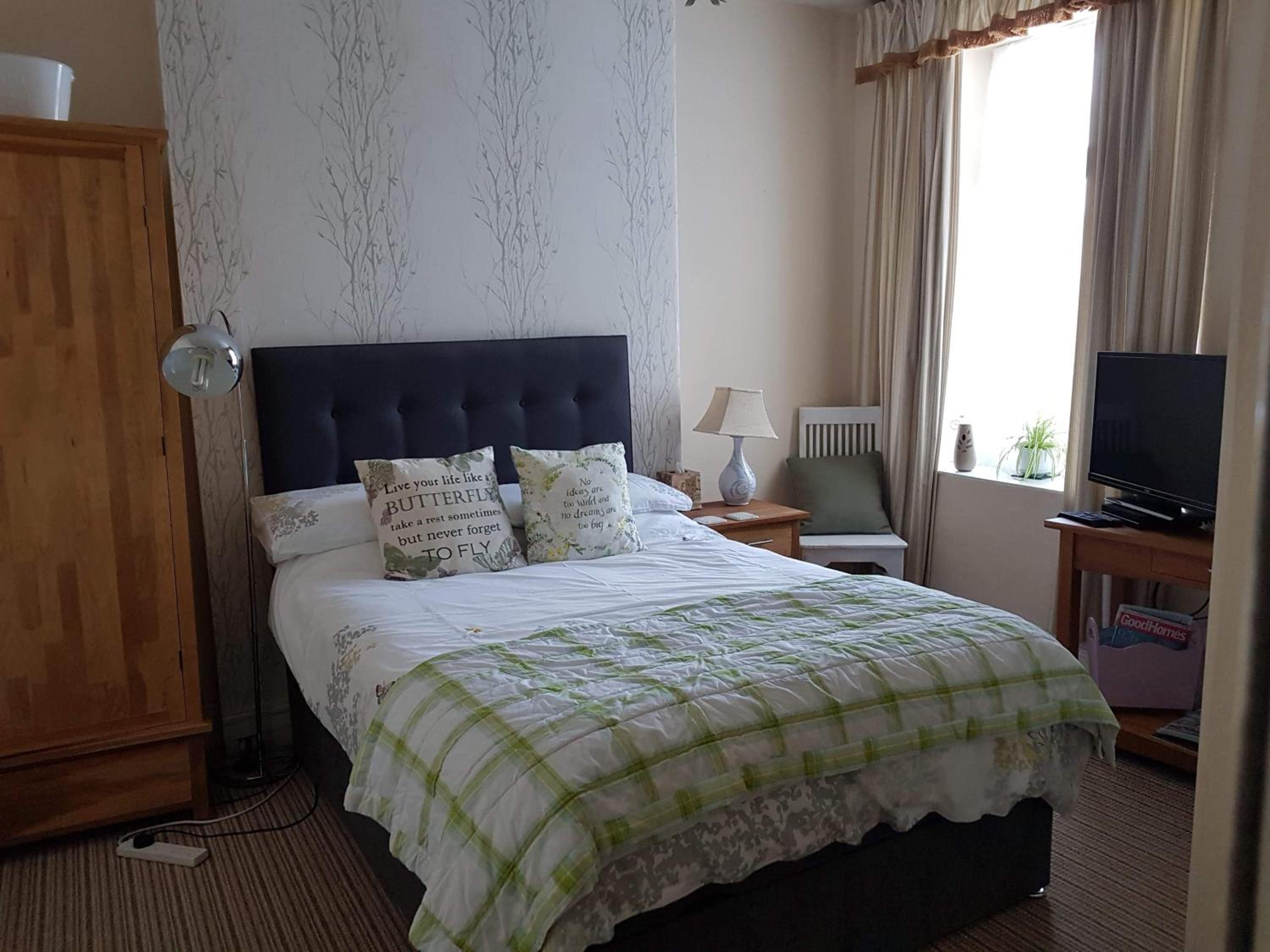Double Room with Private Bathroom photo 3