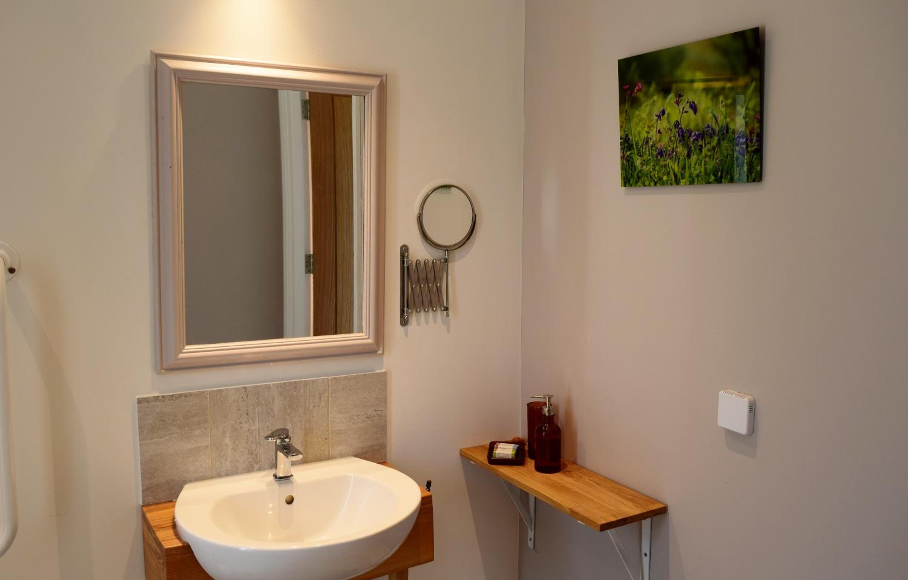 Triple Room with Shower photo 3