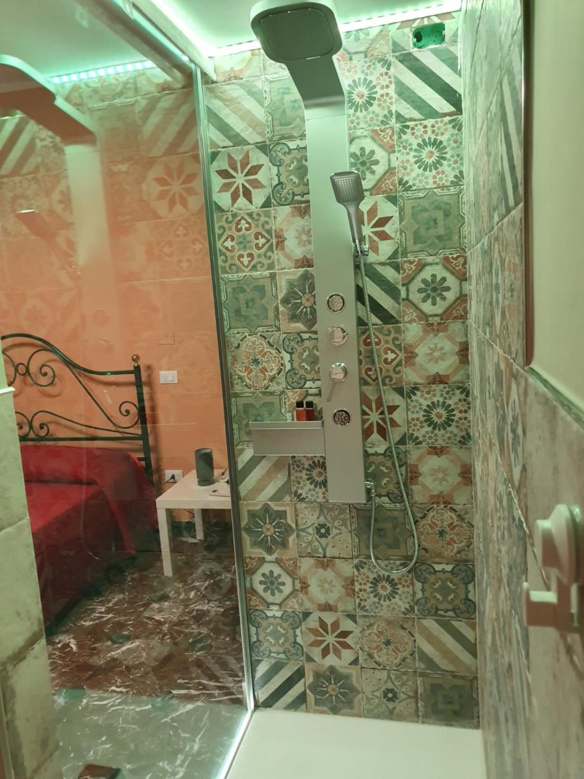 Double Room With Balcony And Sea View photo 3