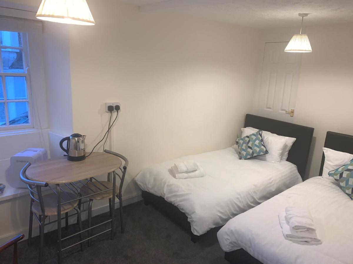 Standard Twin Room photo 3