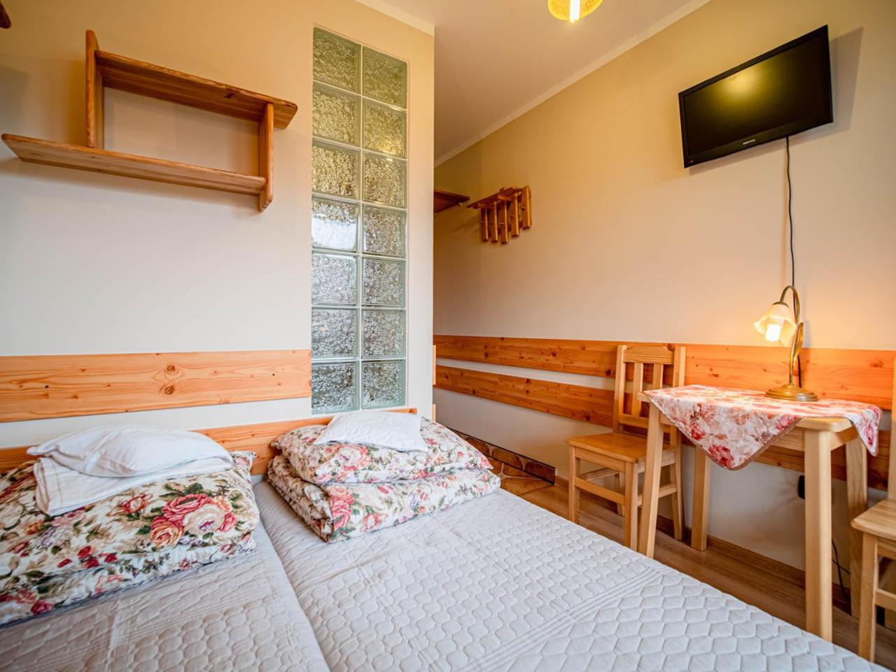 Double Room - Photo 4