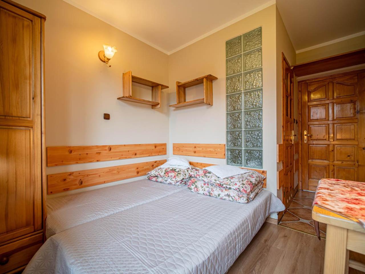 Double Room - Photo 2